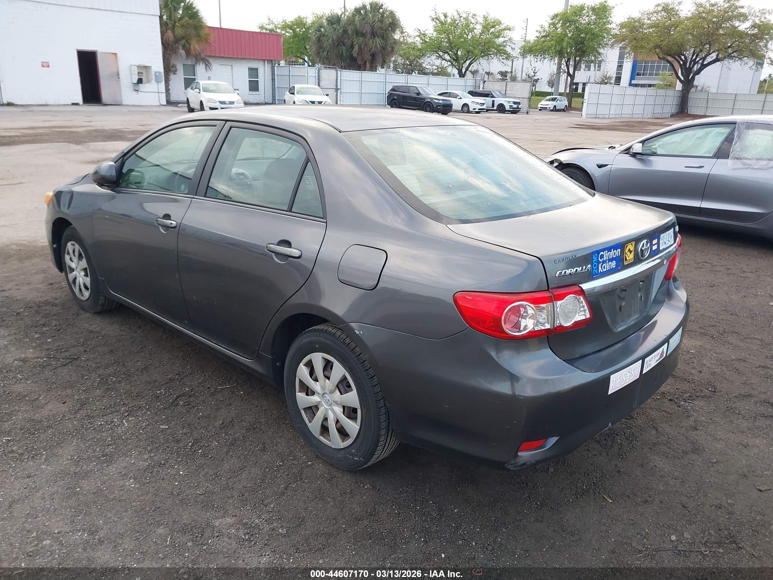 TOYOTA COROLLA image 3
