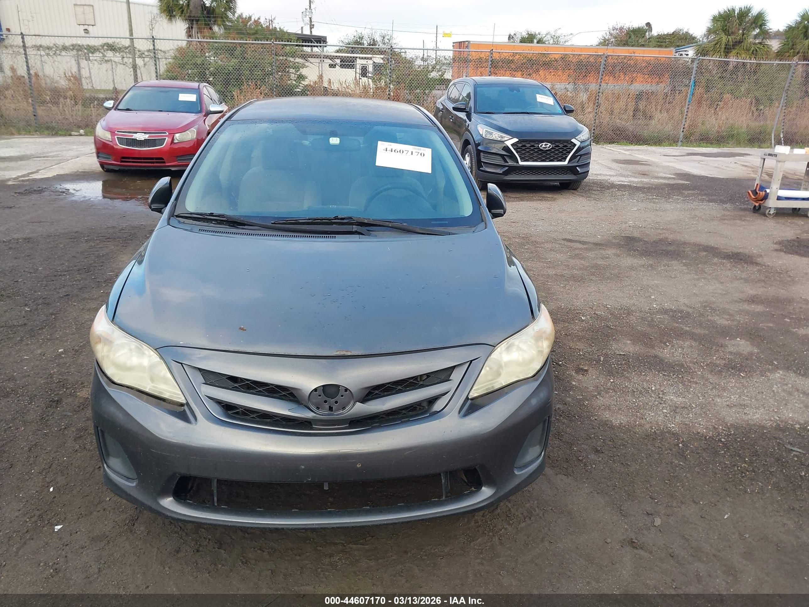 TOYOTA COROLLA image 6