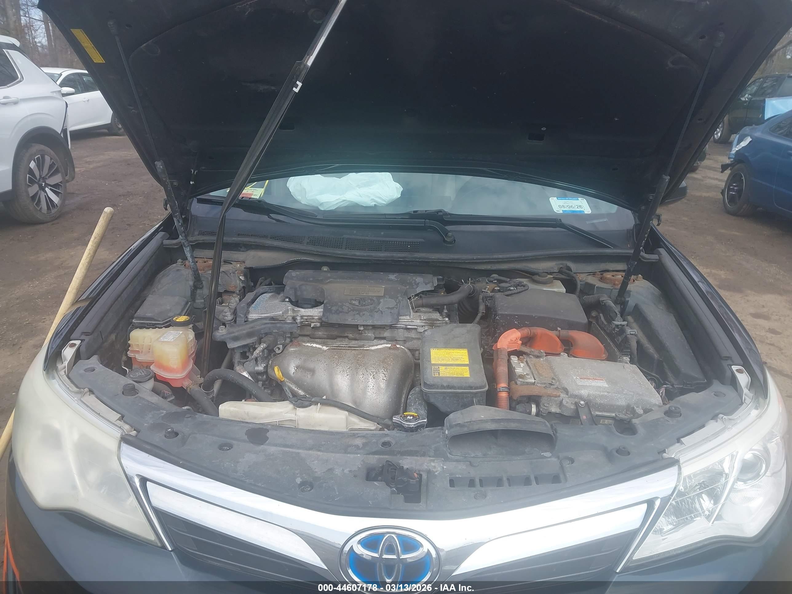 TOYOTA CAMRY image 10