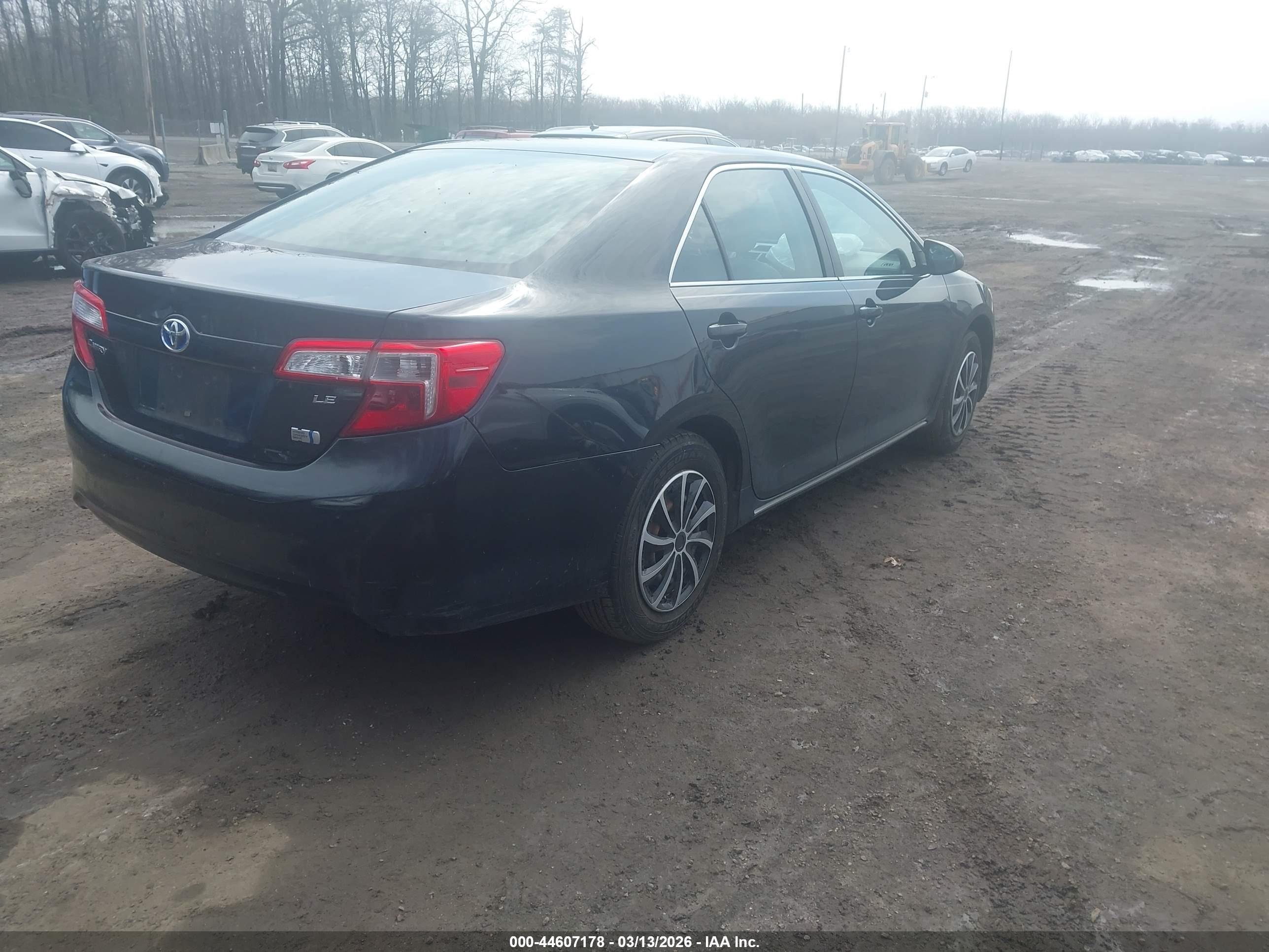TOYOTA CAMRY image 4