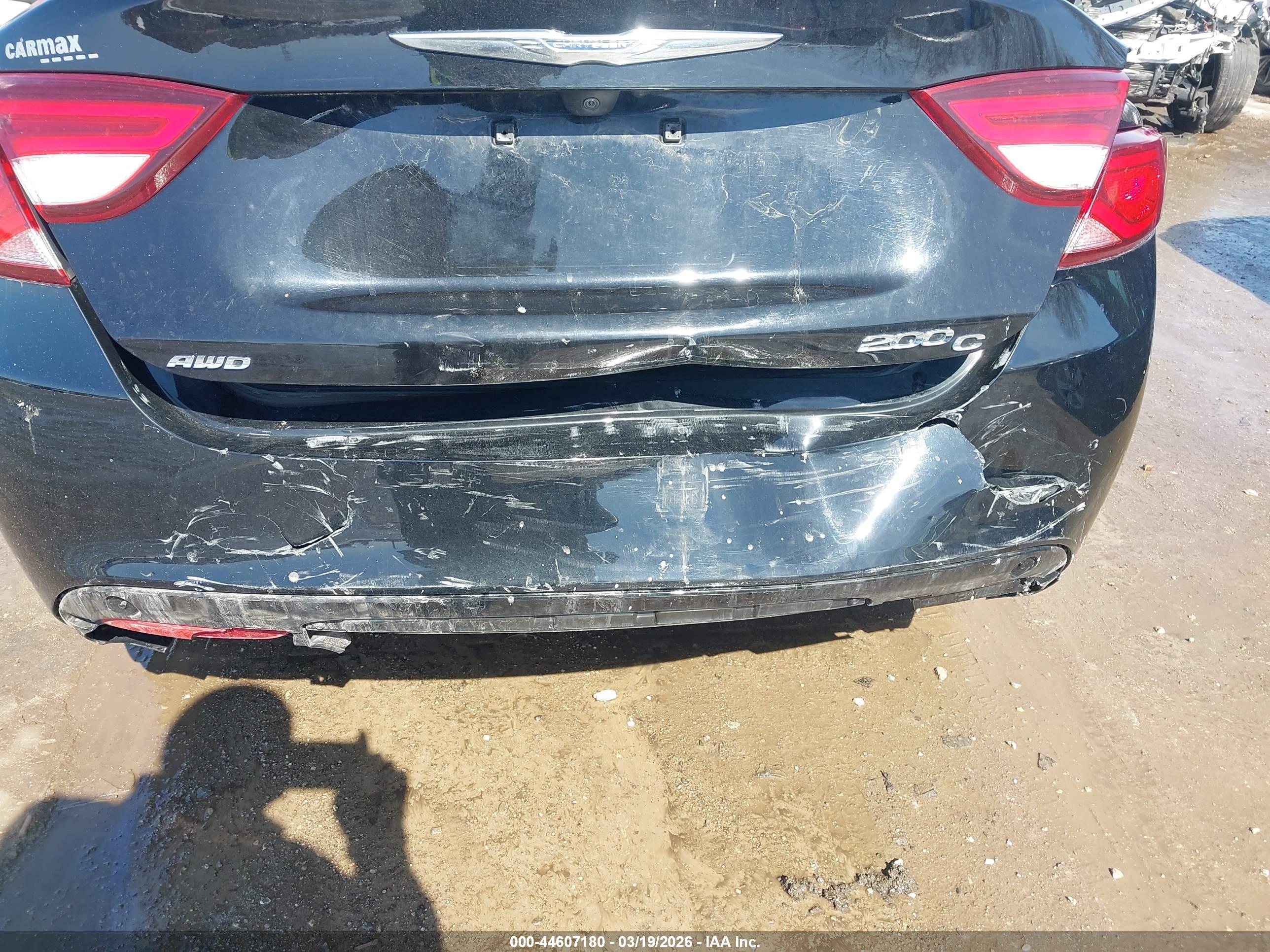 CHRYSLER 200 image 6