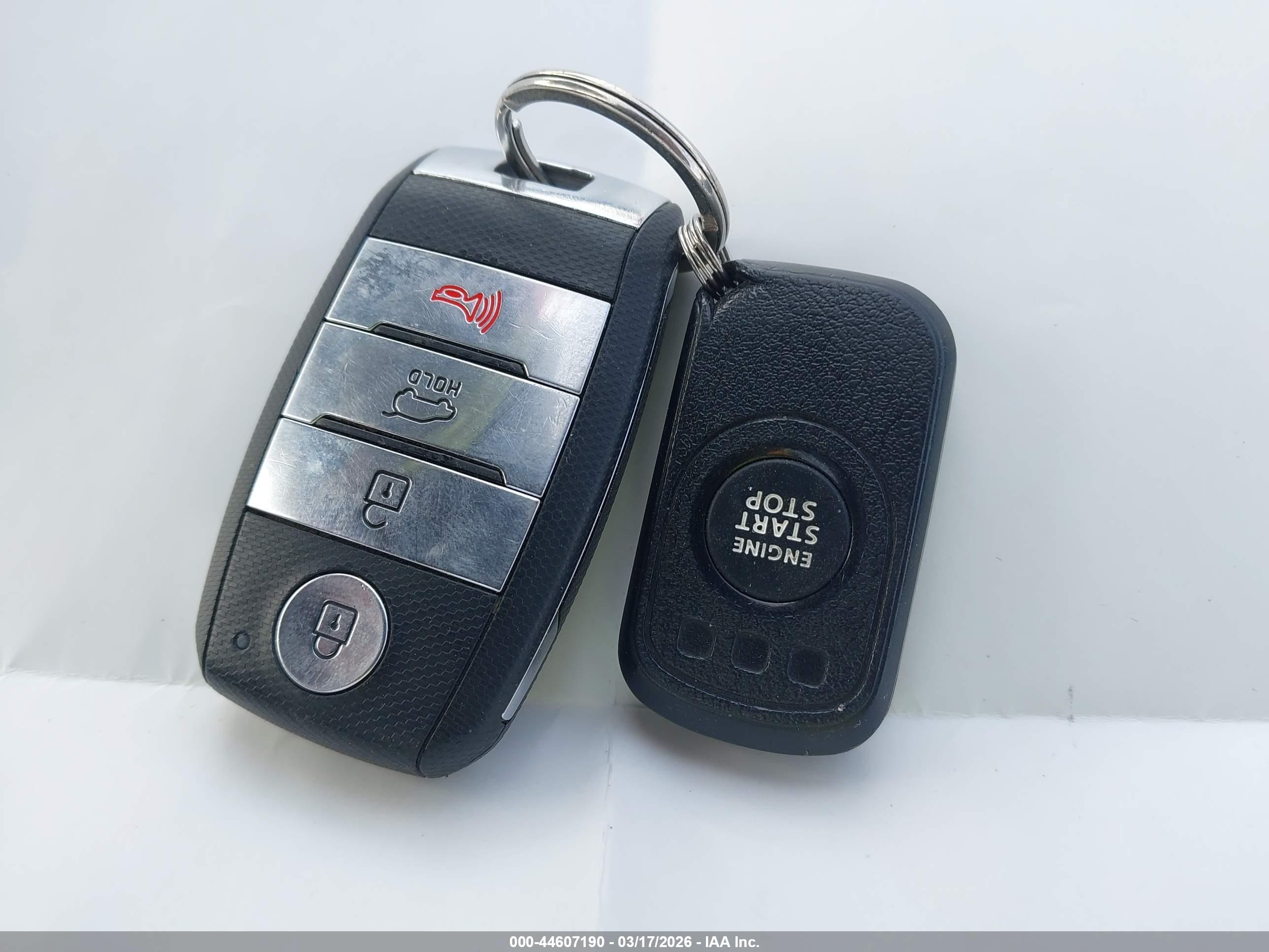KIA SPORTAGE image 11