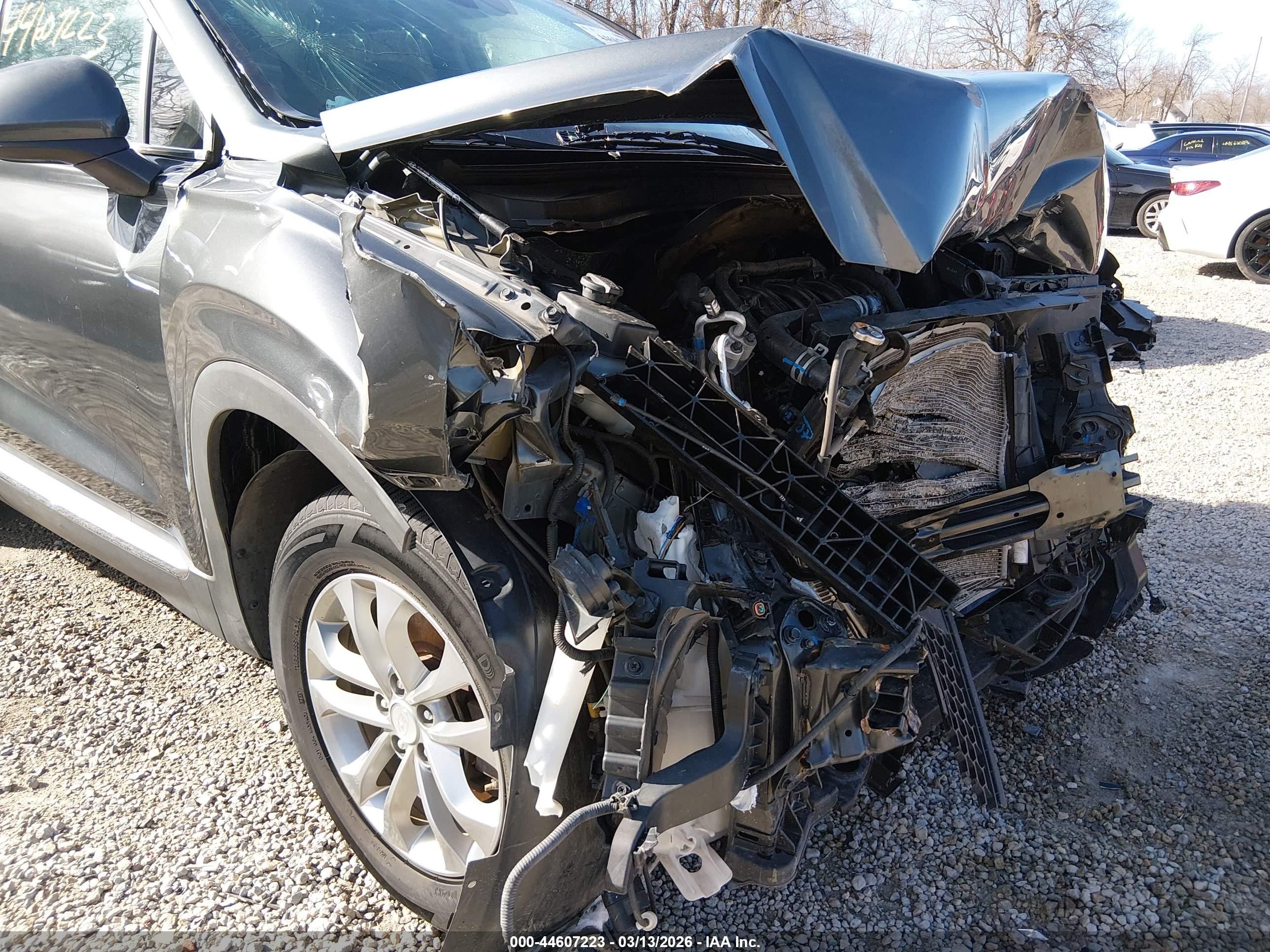 HYUNDAI SANTA image 6