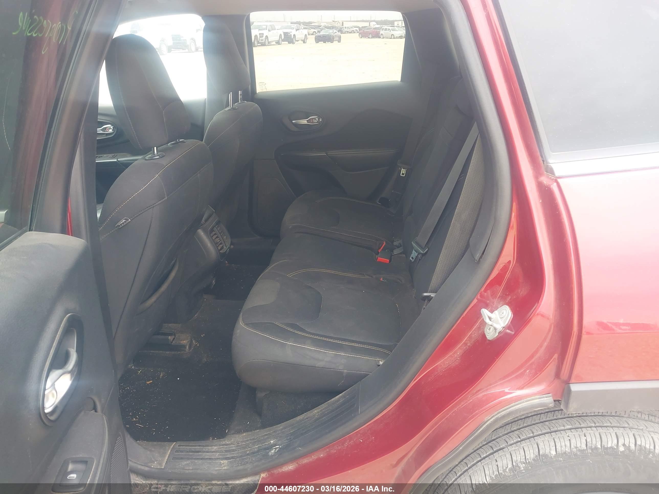 JEEP CHEROKEE image 8