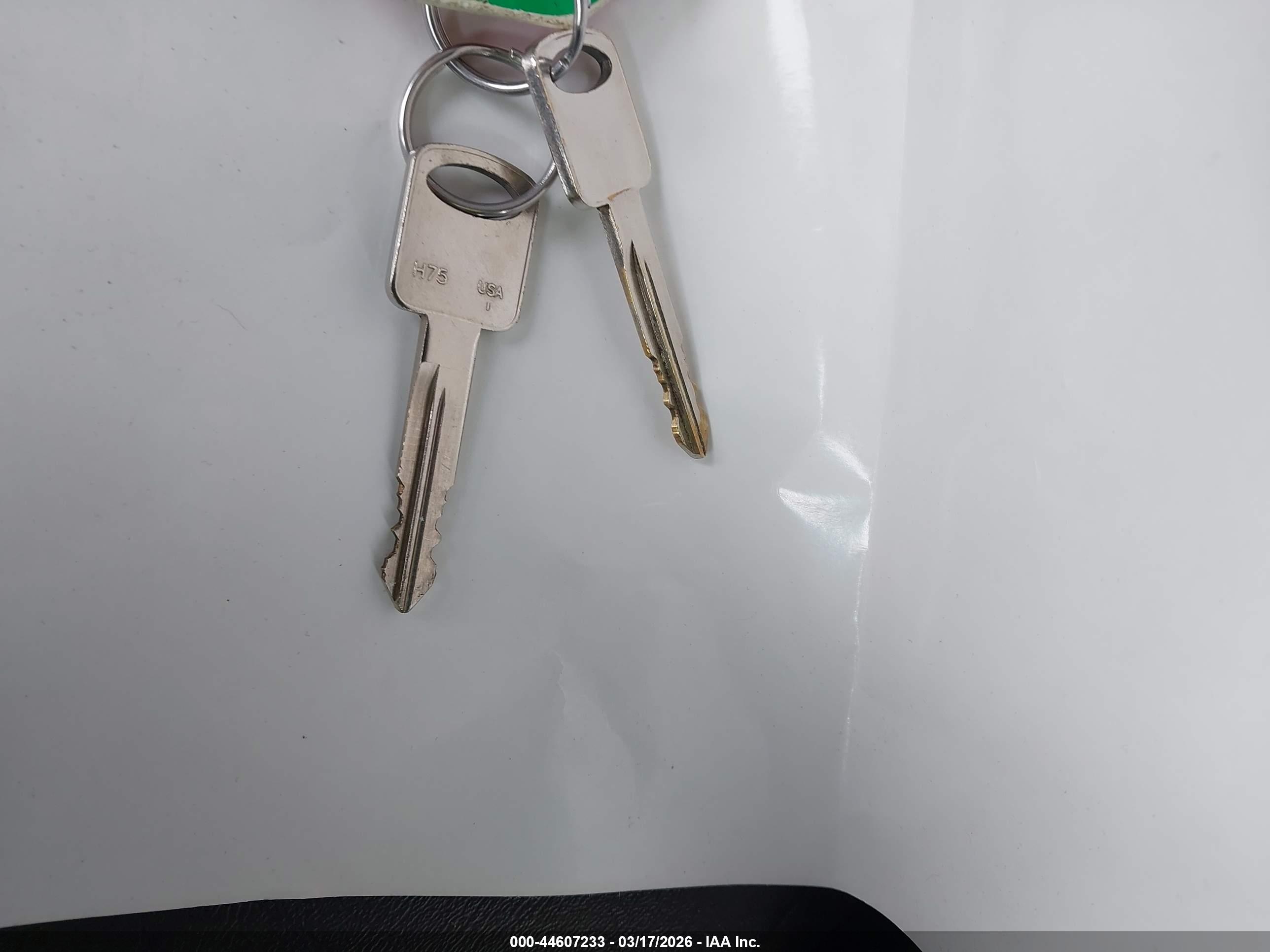 FORD E-450 image 11