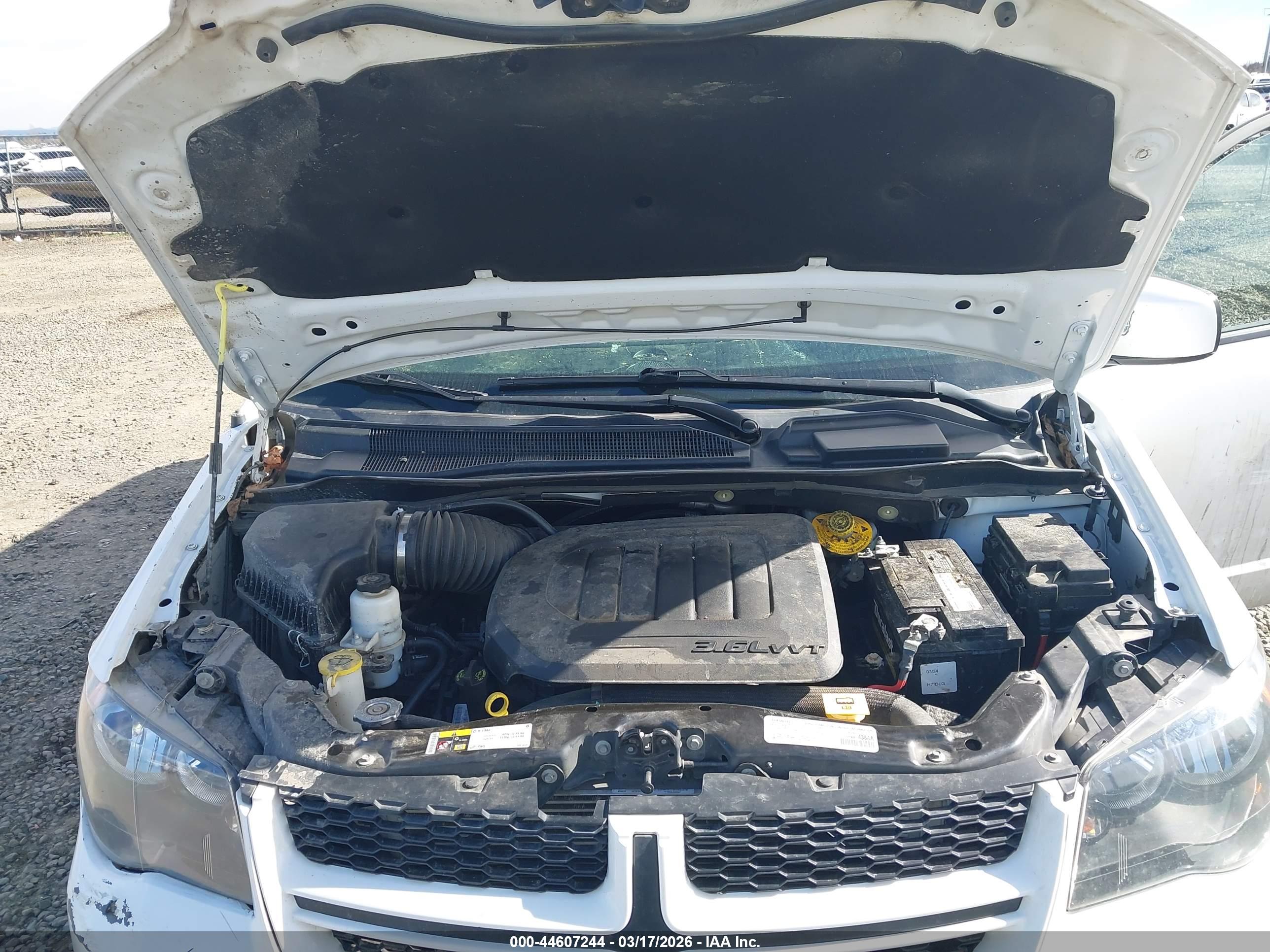 DODGE GRAND image 10