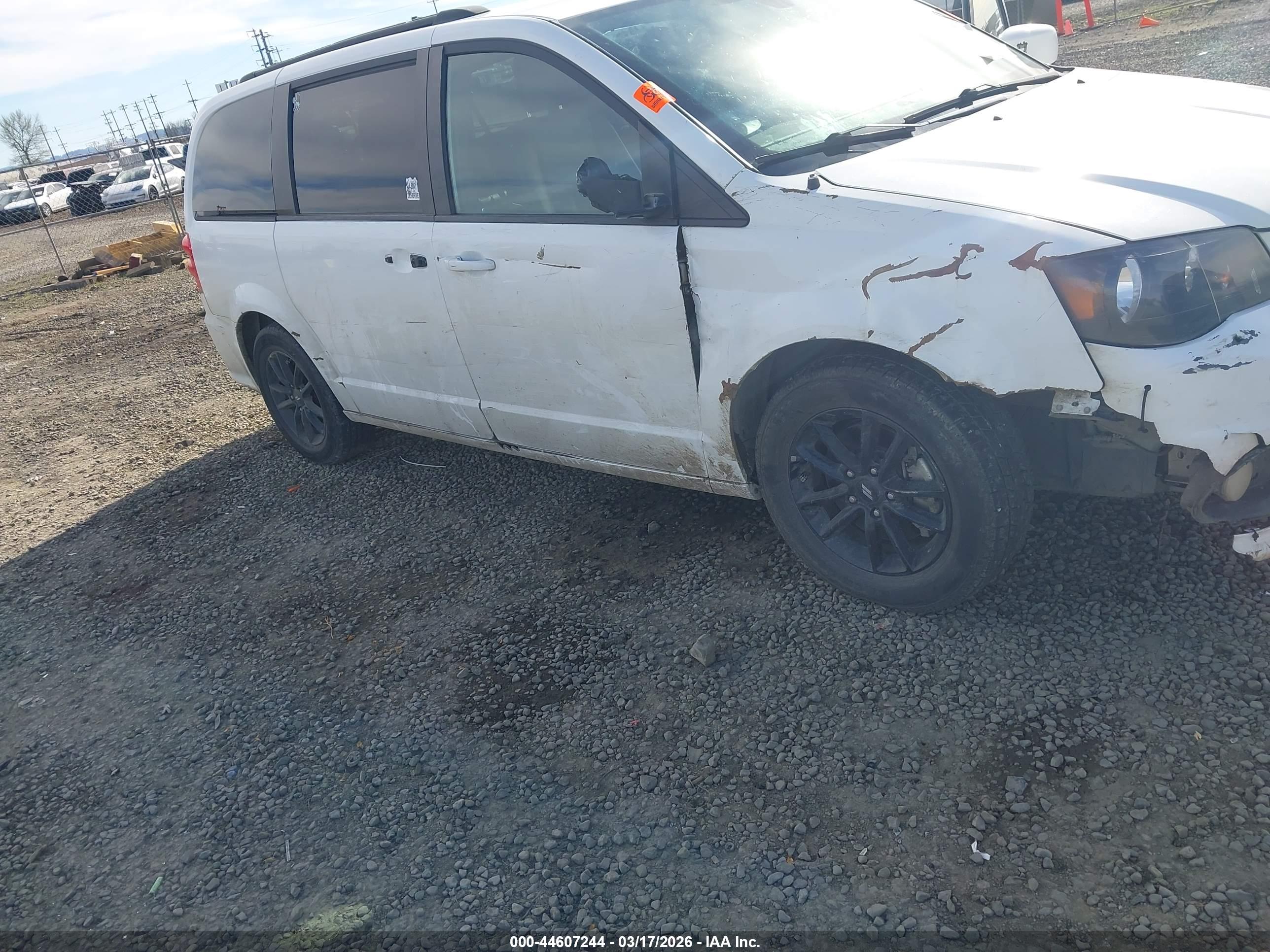 DODGE GRAND image 6