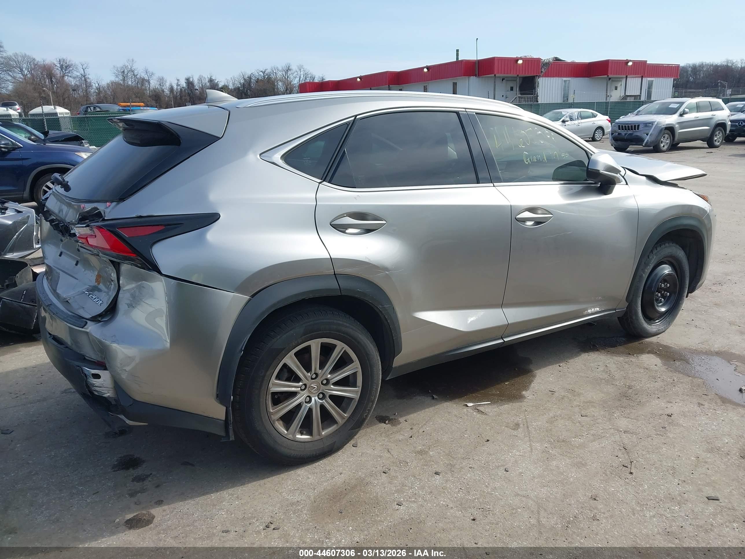 LEXUS NX image 4