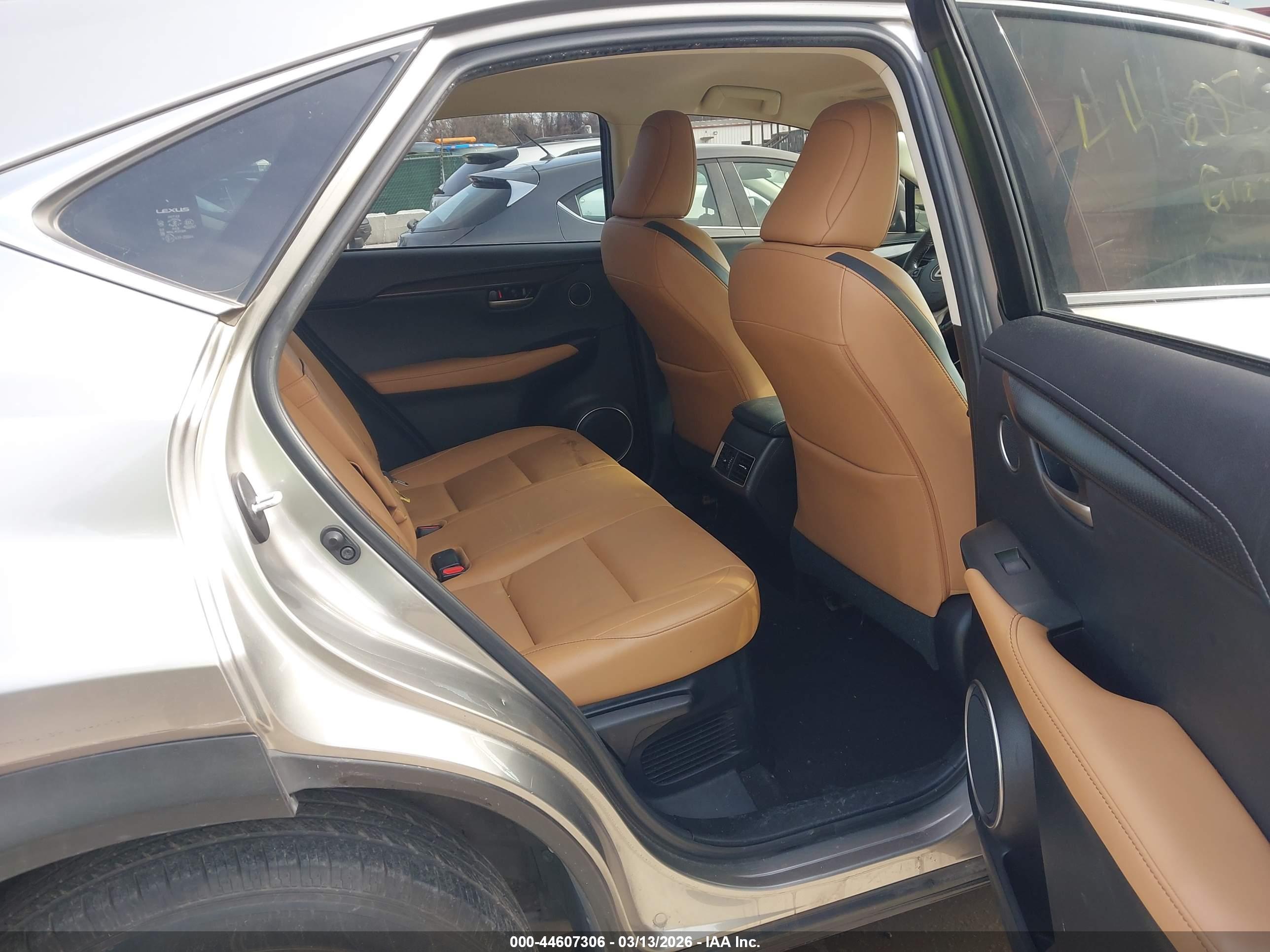 LEXUS NX image 8
