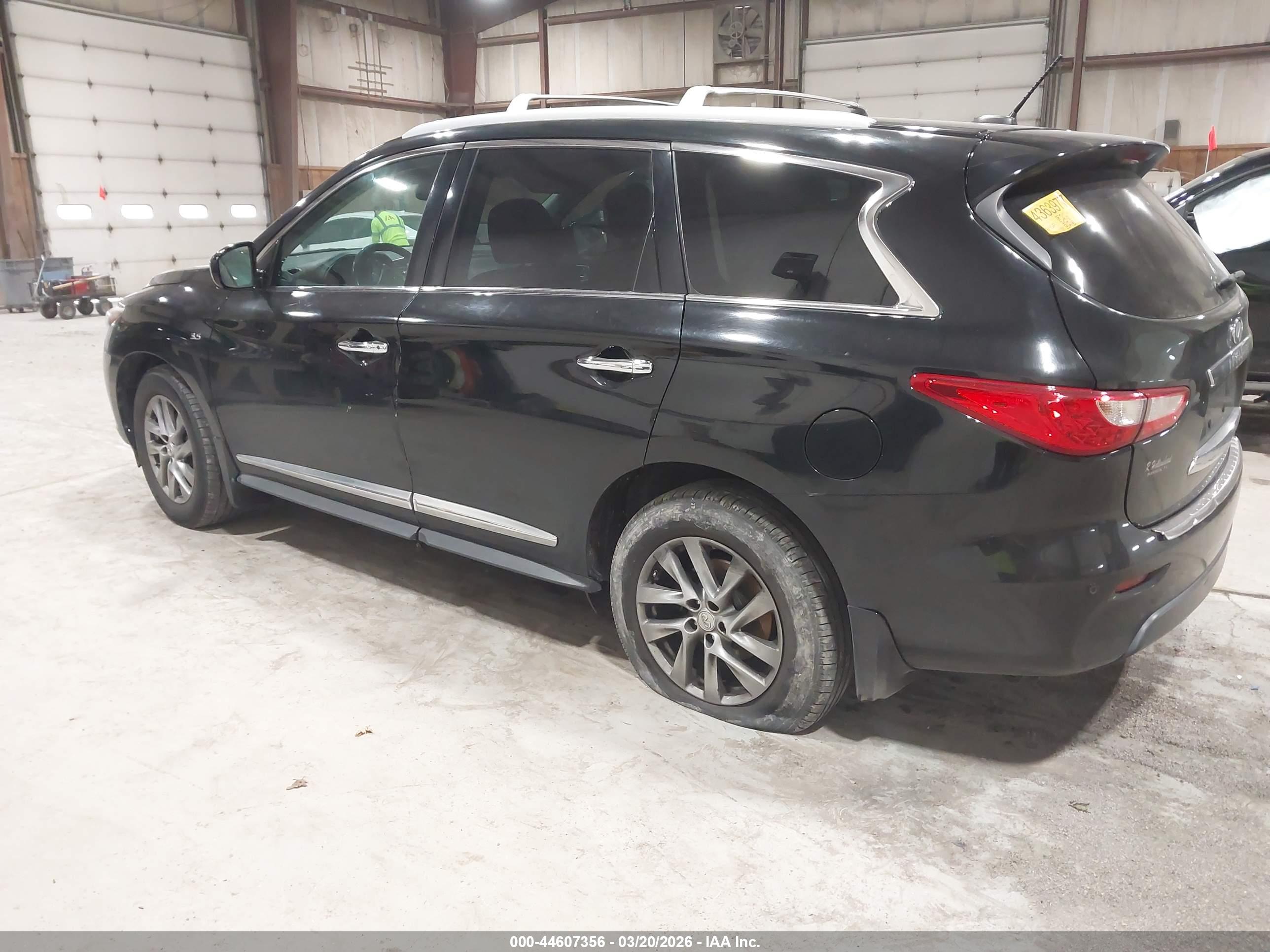 INFINITI QX60 image 3