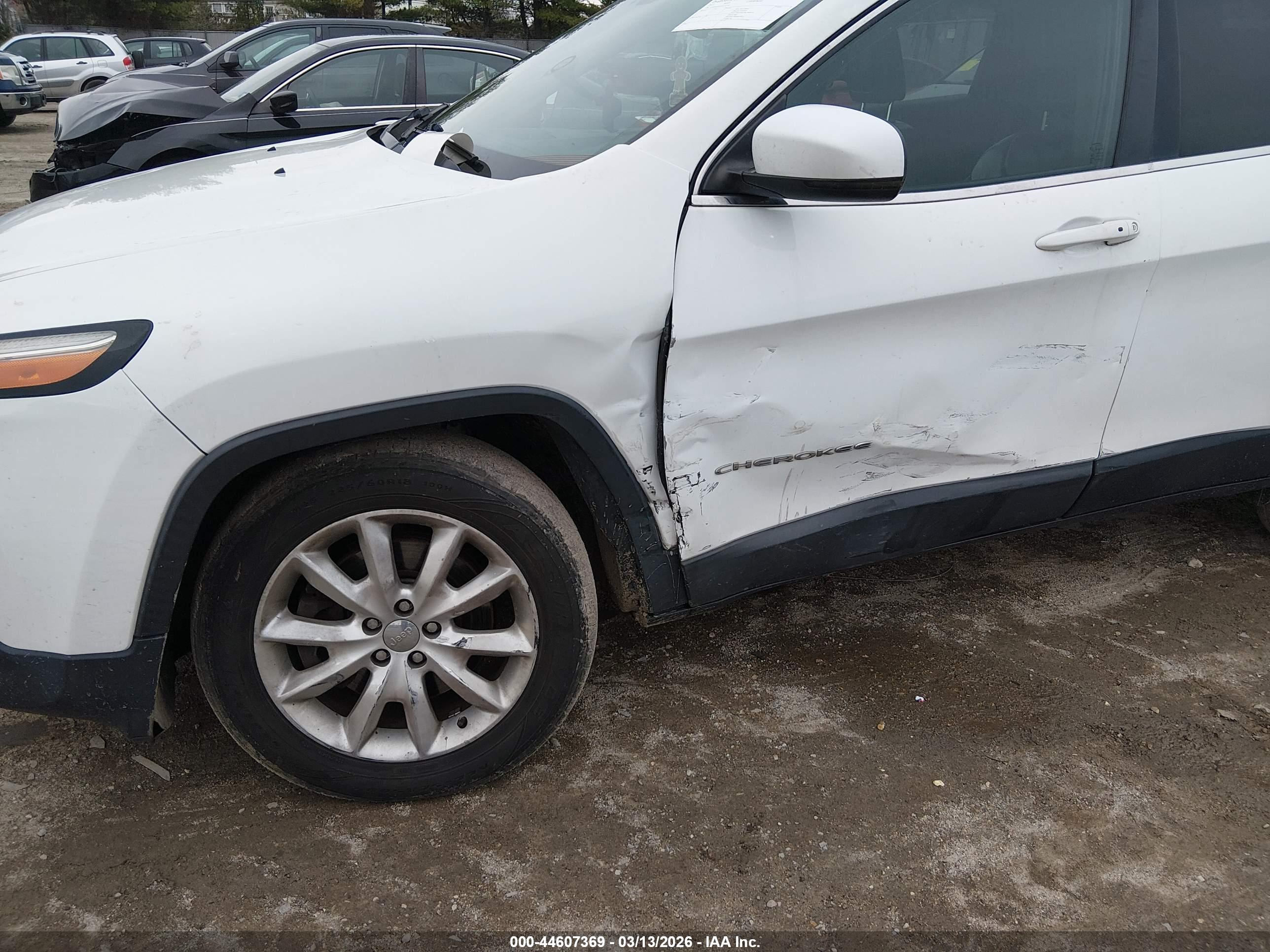 JEEP CHEROKEE image 6