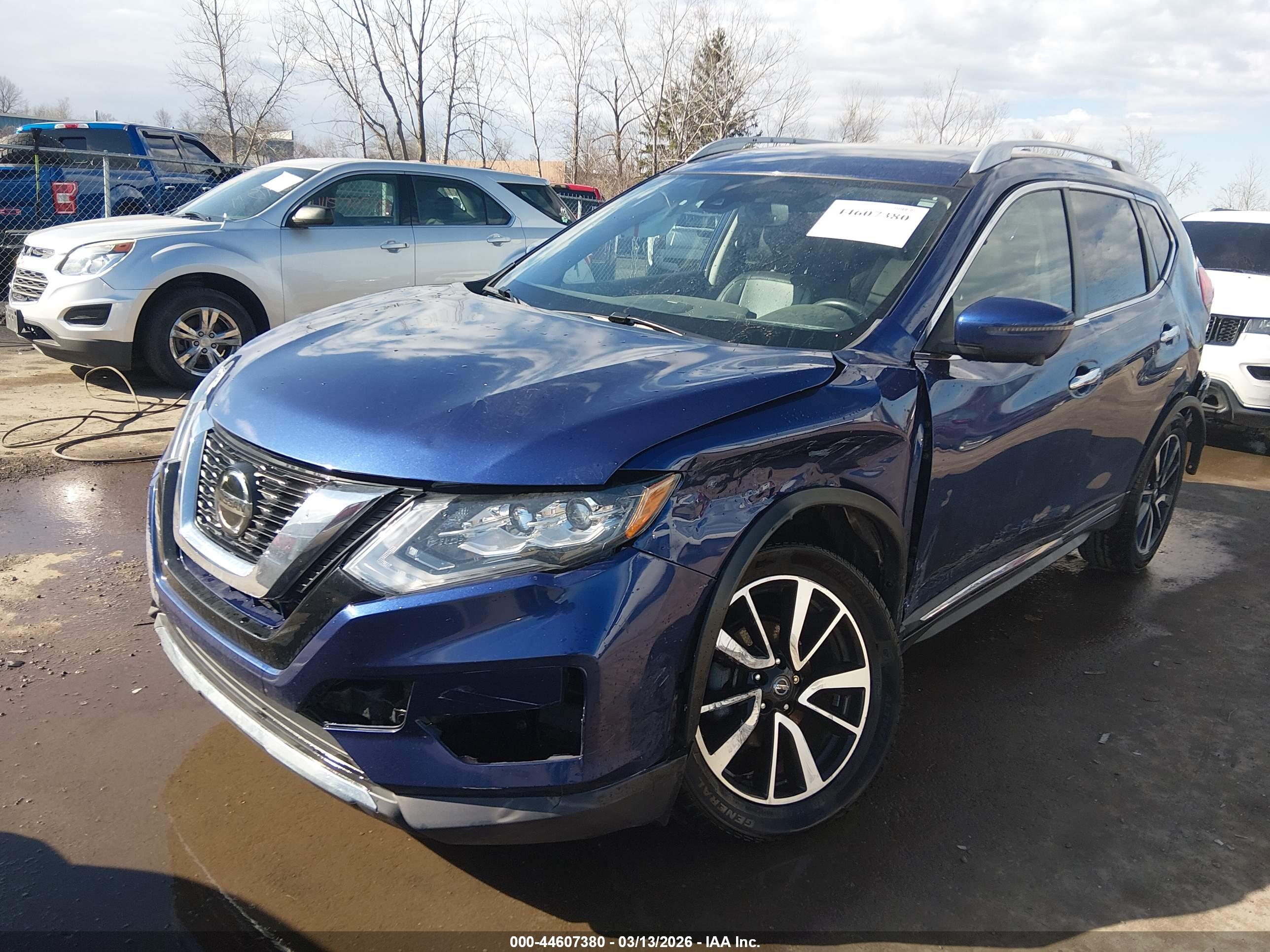 NISSAN ROGUE image 6