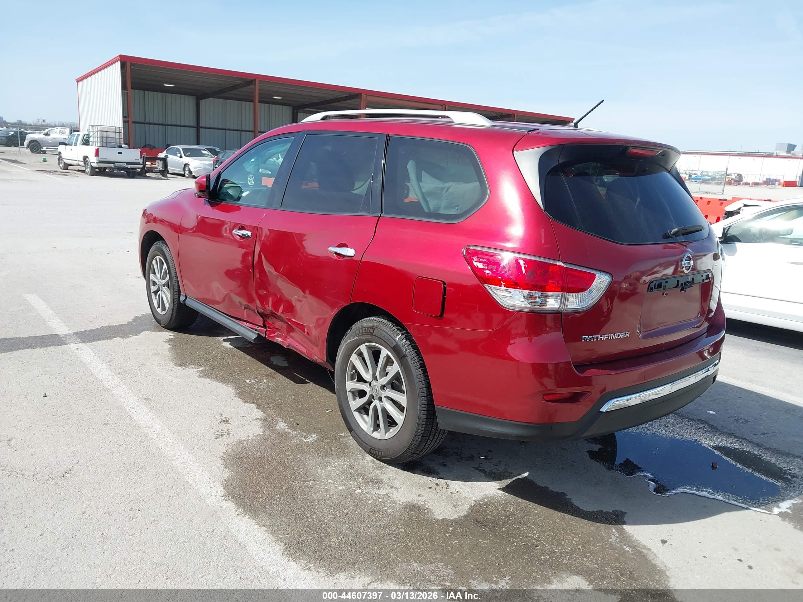 NISSAN PATHFINDER image 3