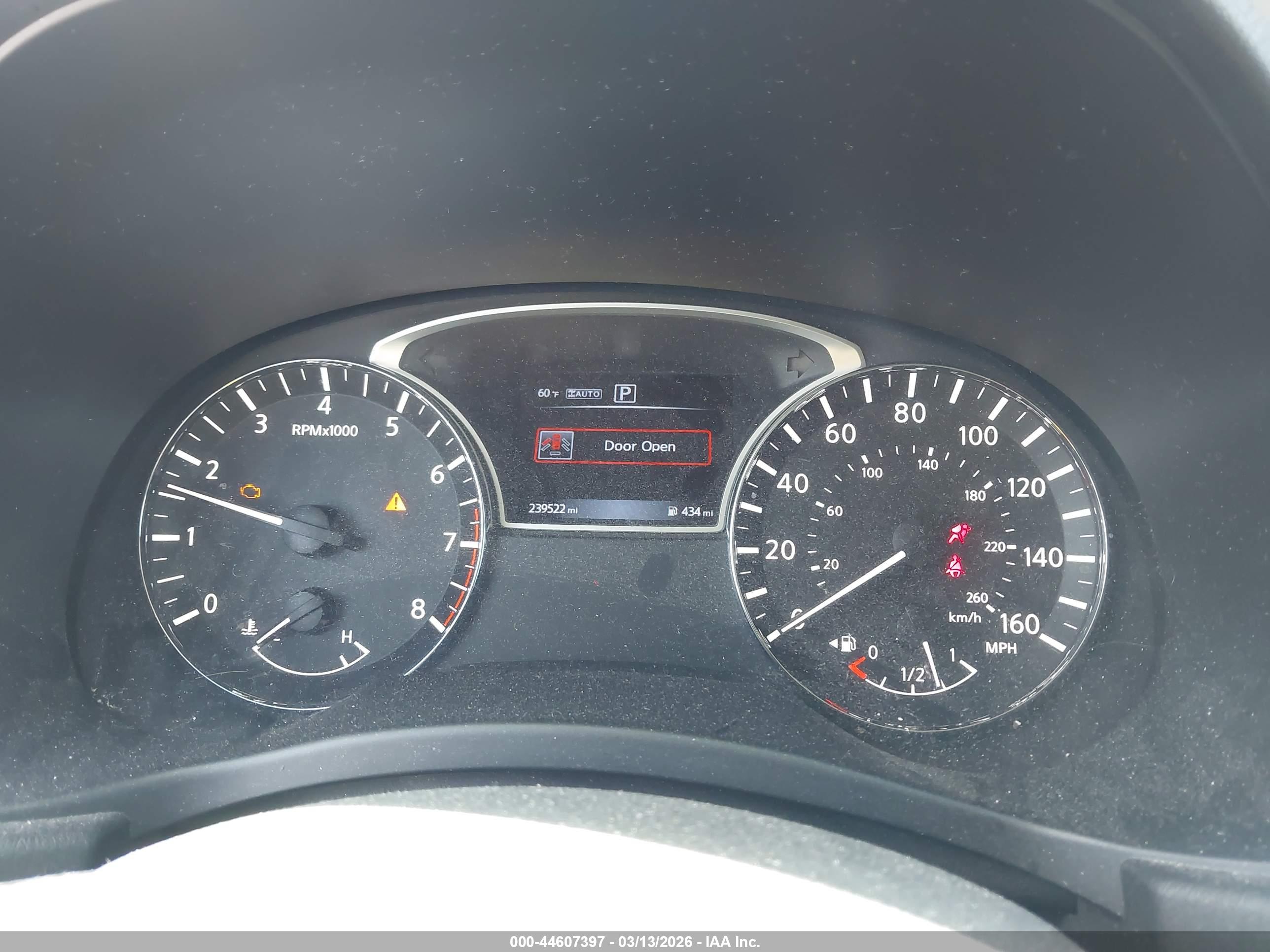 NISSAN PATHFINDER image 7