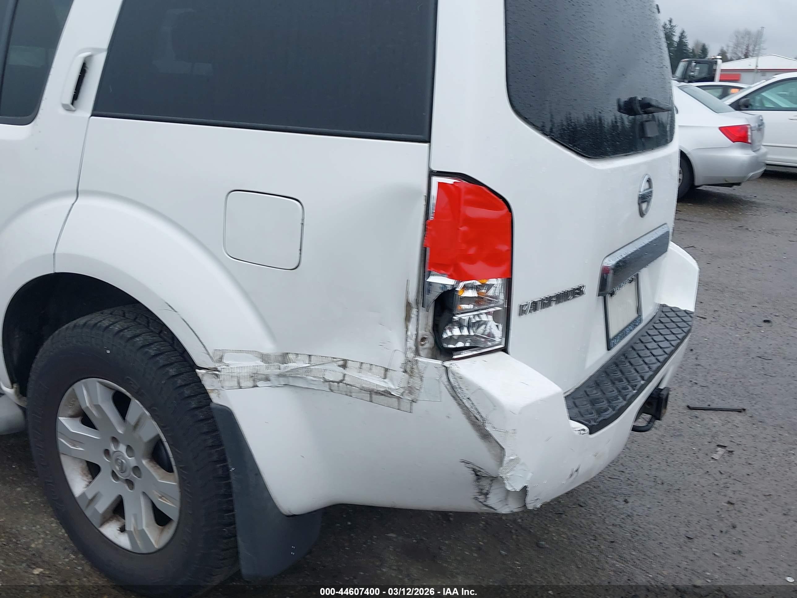NISSAN PATHFINDER image 6