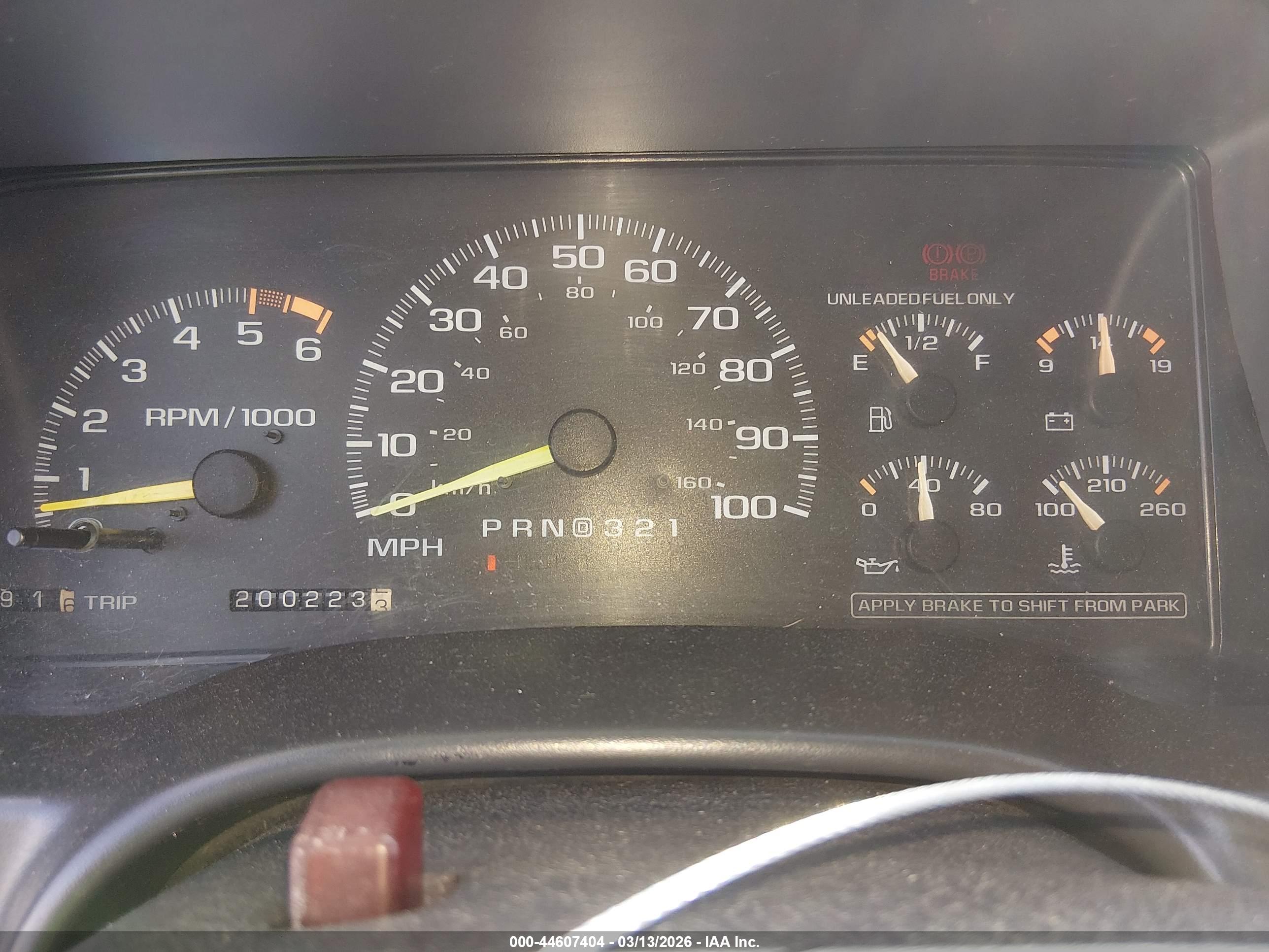 CHEVROLET GMT-400 image 7