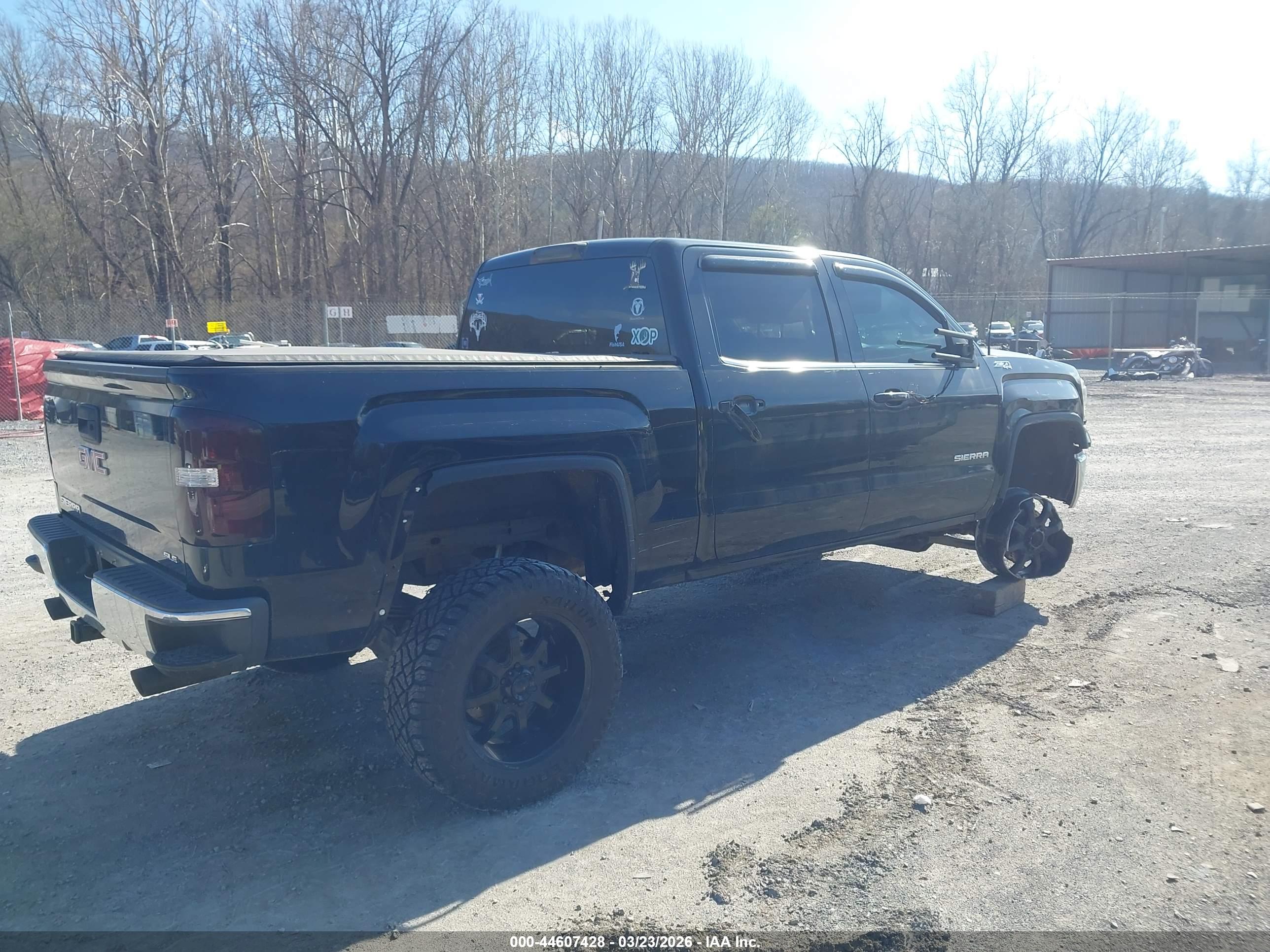 GMC SIERRA image 4