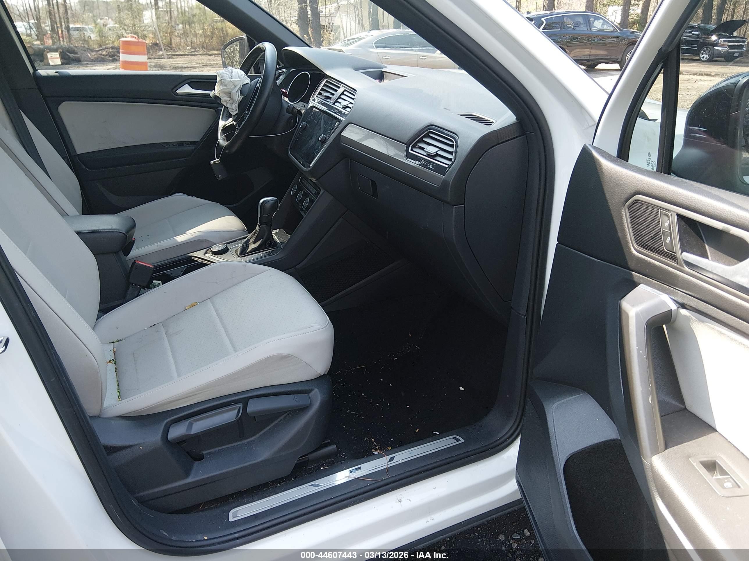VOLKSWAGEN TIGUAN image 5