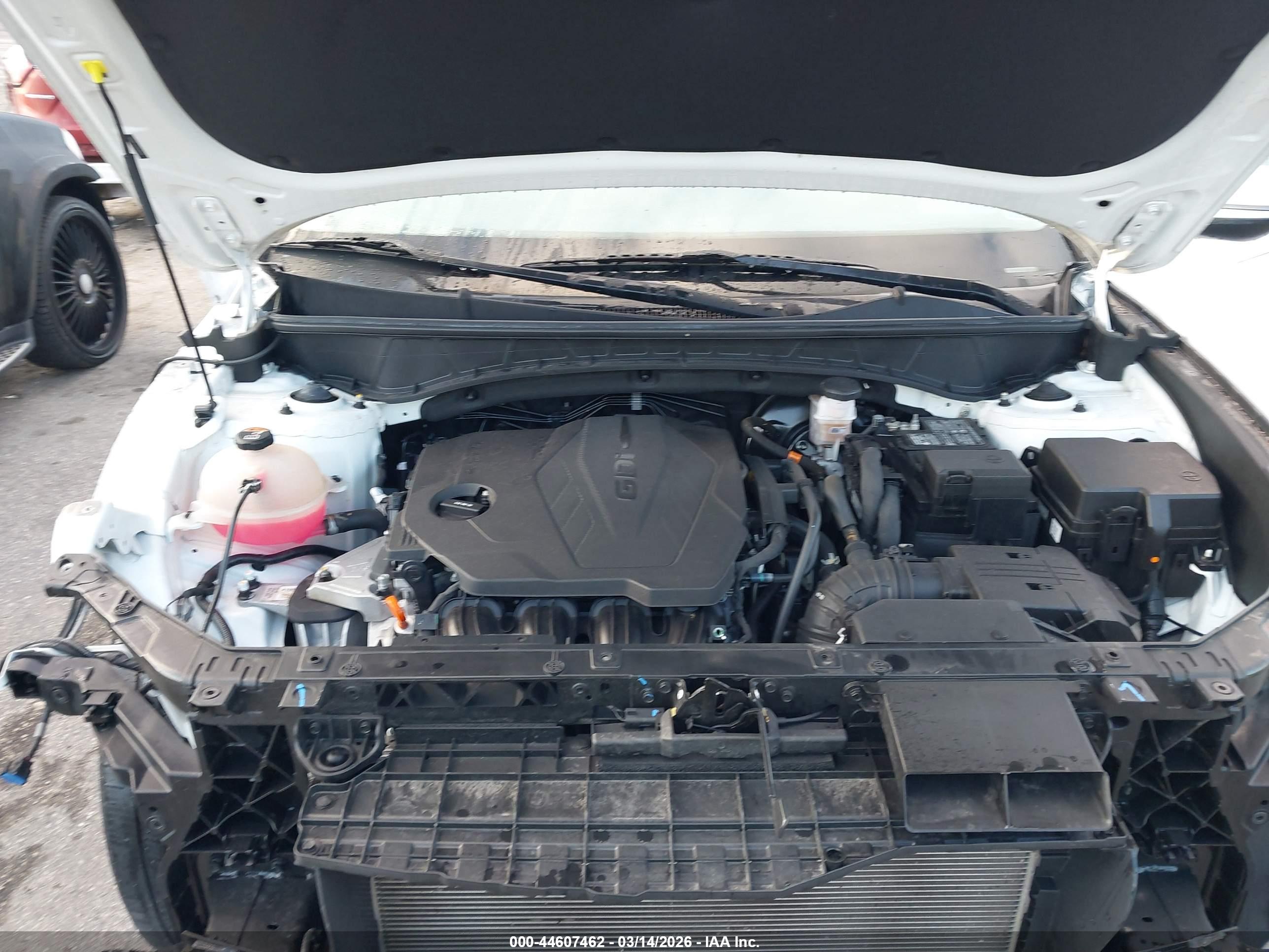 HYUNDAI TUCSON image 10