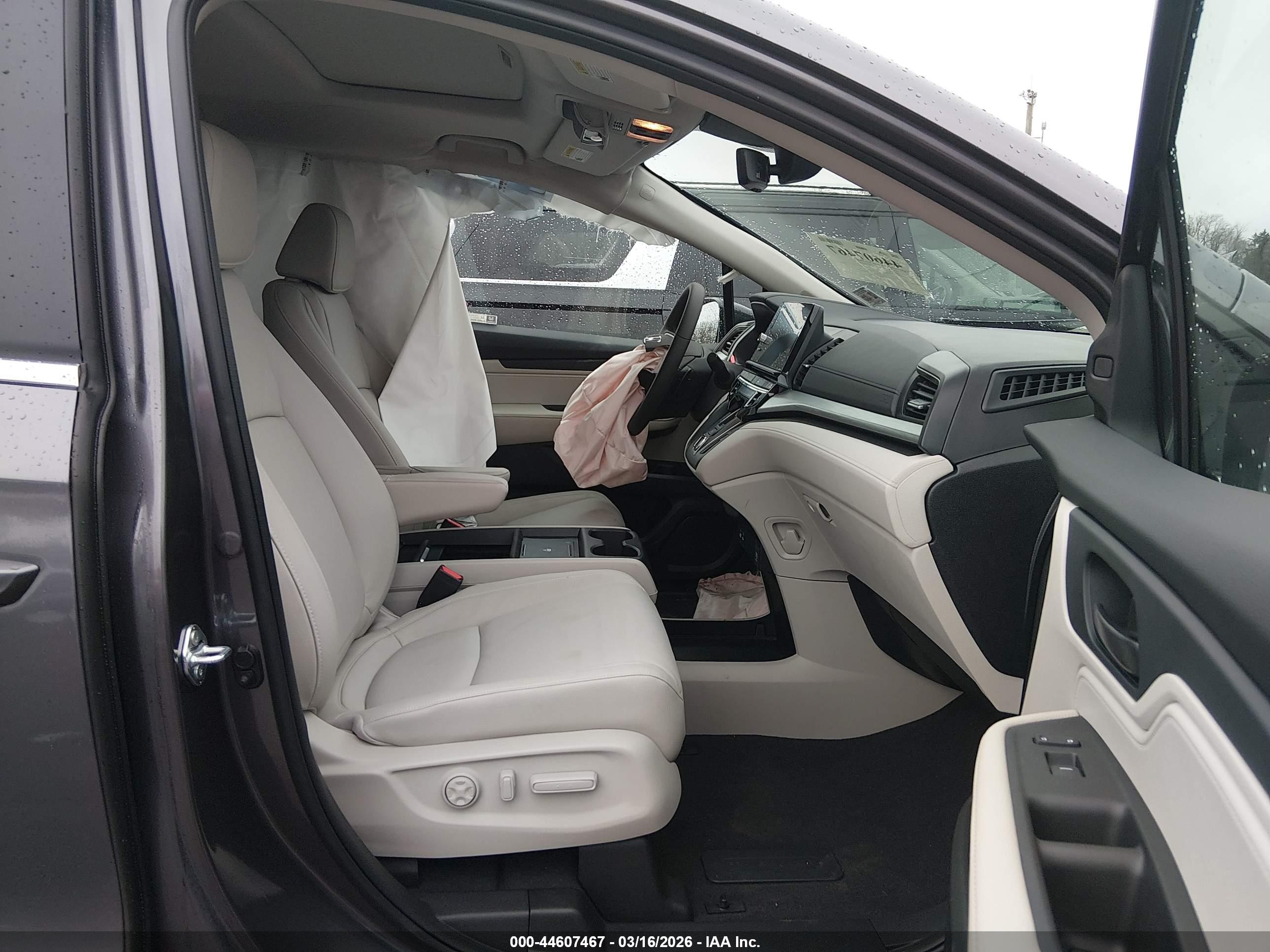 HONDA ODYSSEY image 5