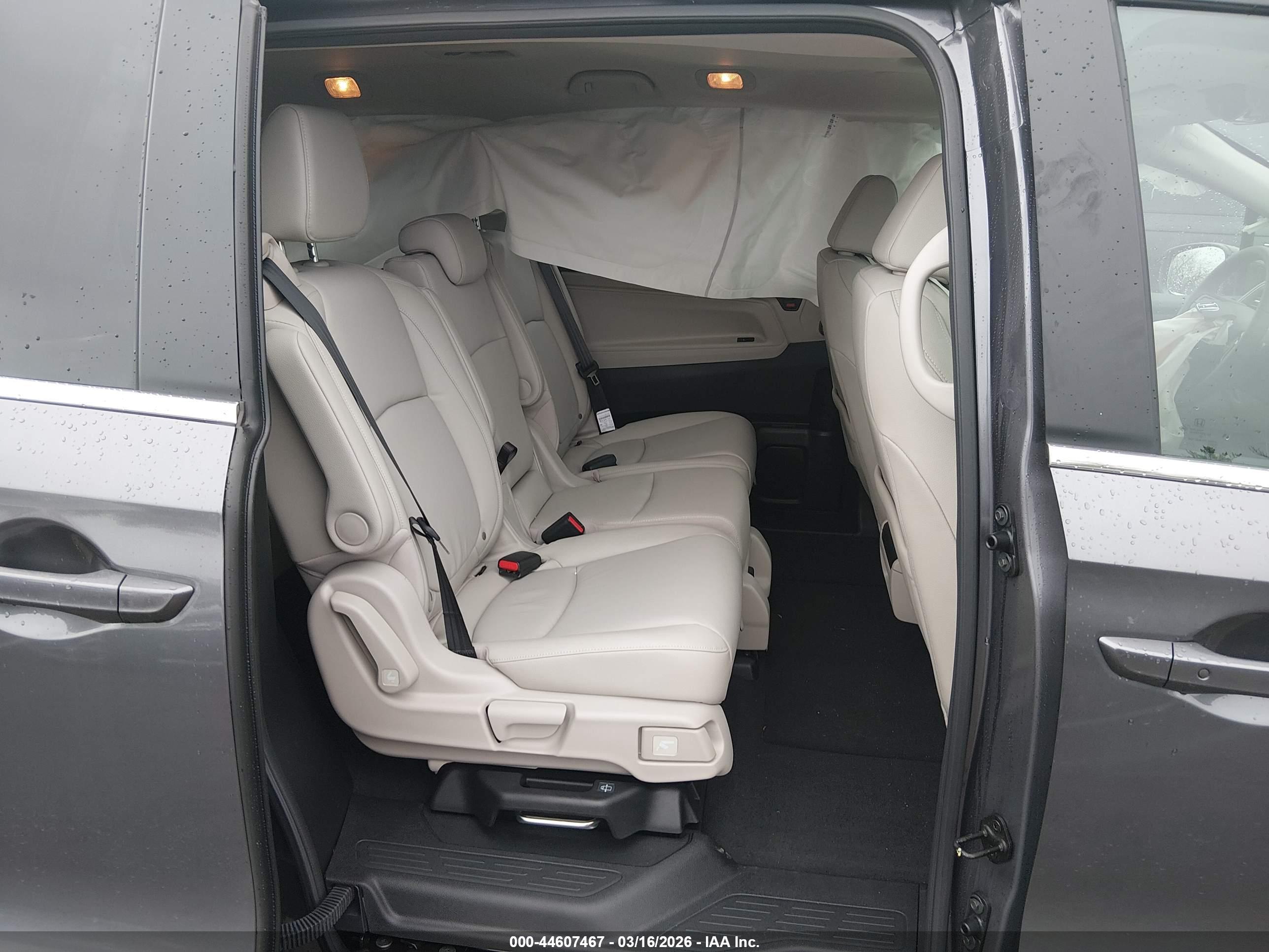 HONDA ODYSSEY image 8