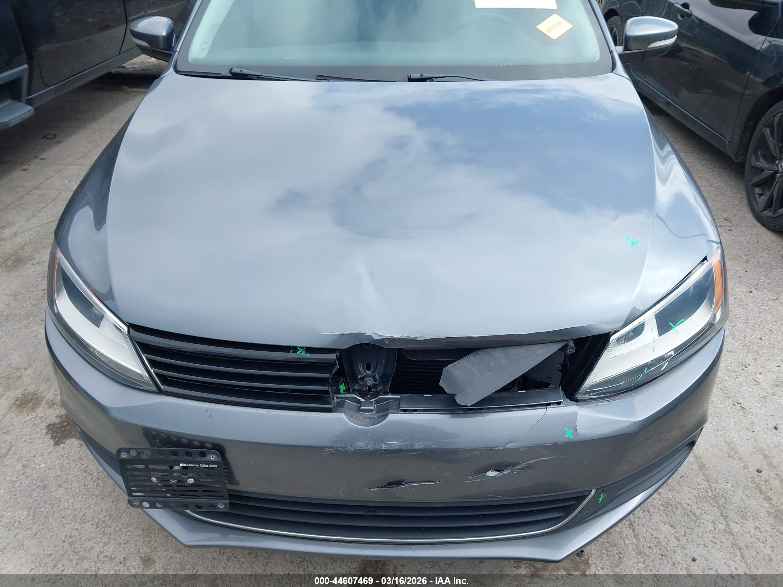 VOLKSWAGEN JETTA image 6
