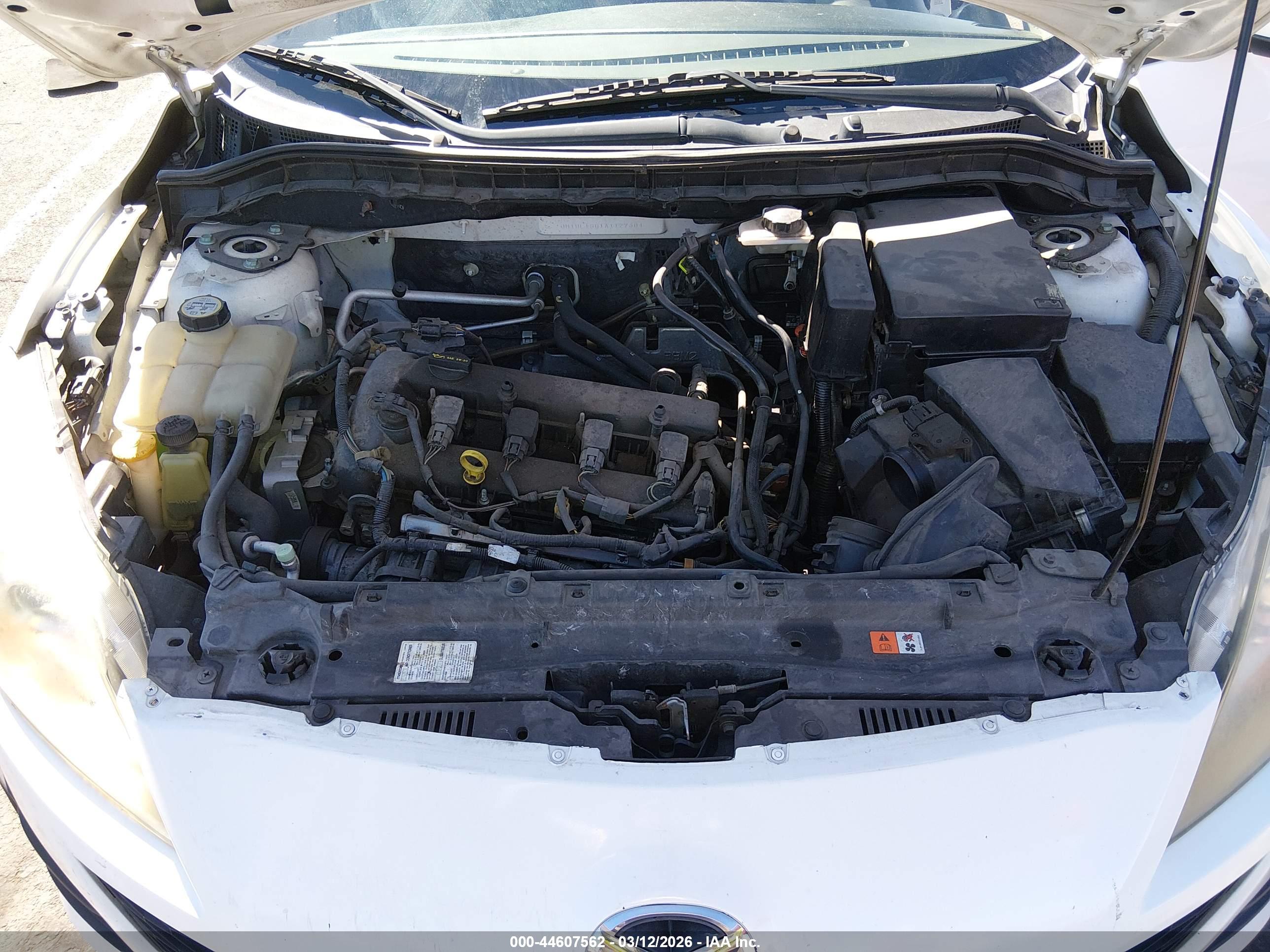 MAZDA MAZDA3 image 10