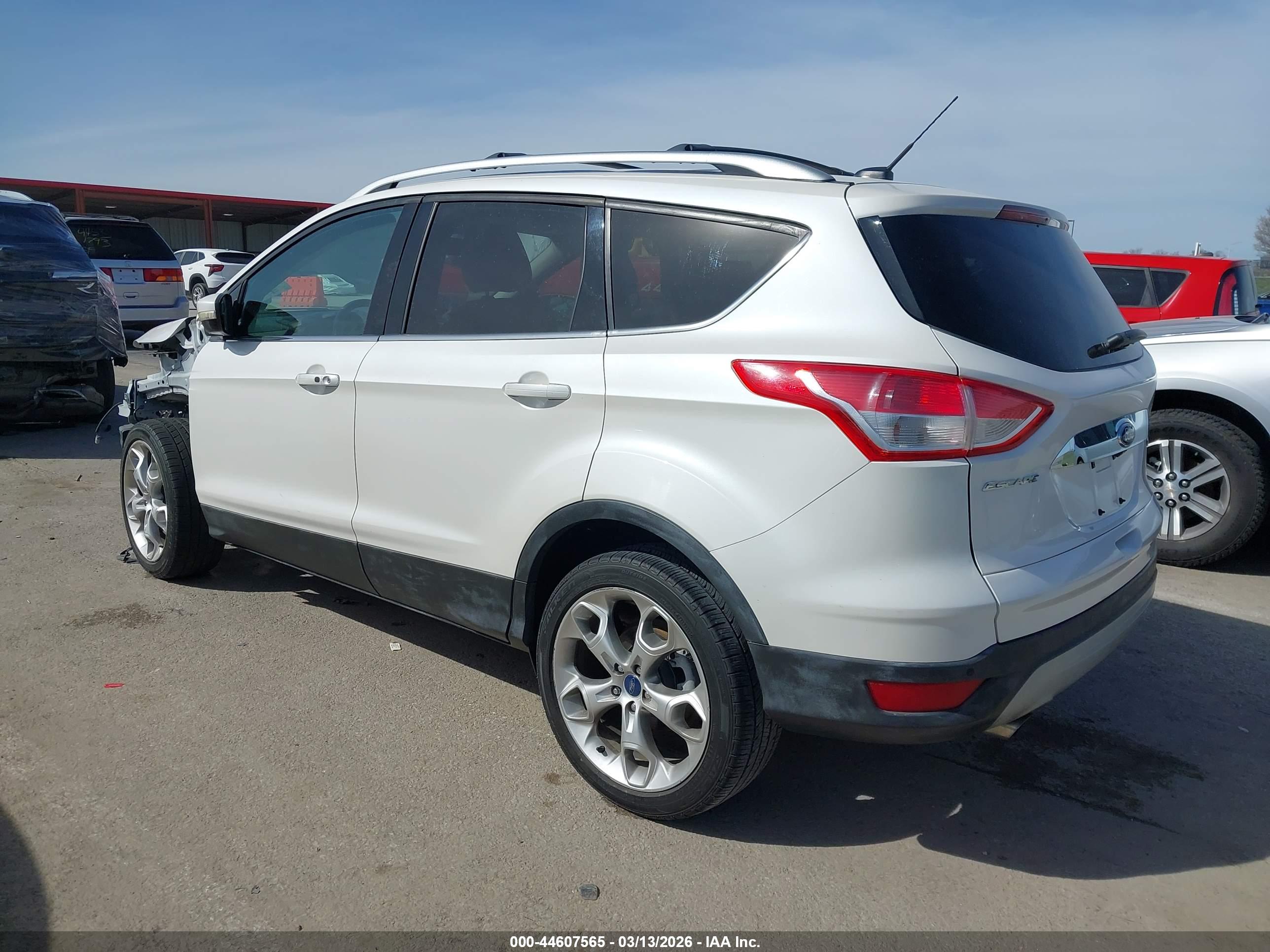 FORD ESCAPE image 3