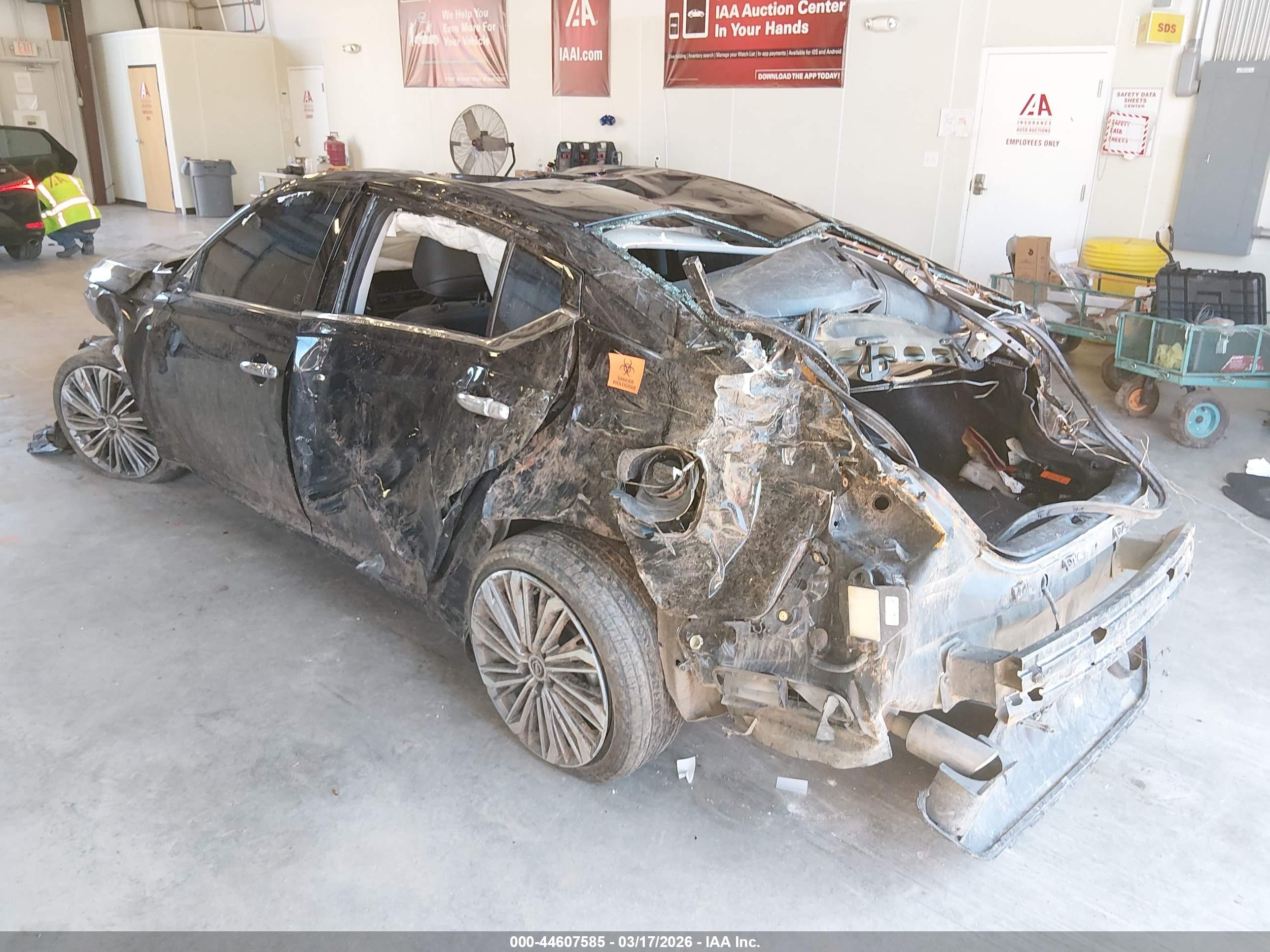 NISSAN ALTIMA image 3