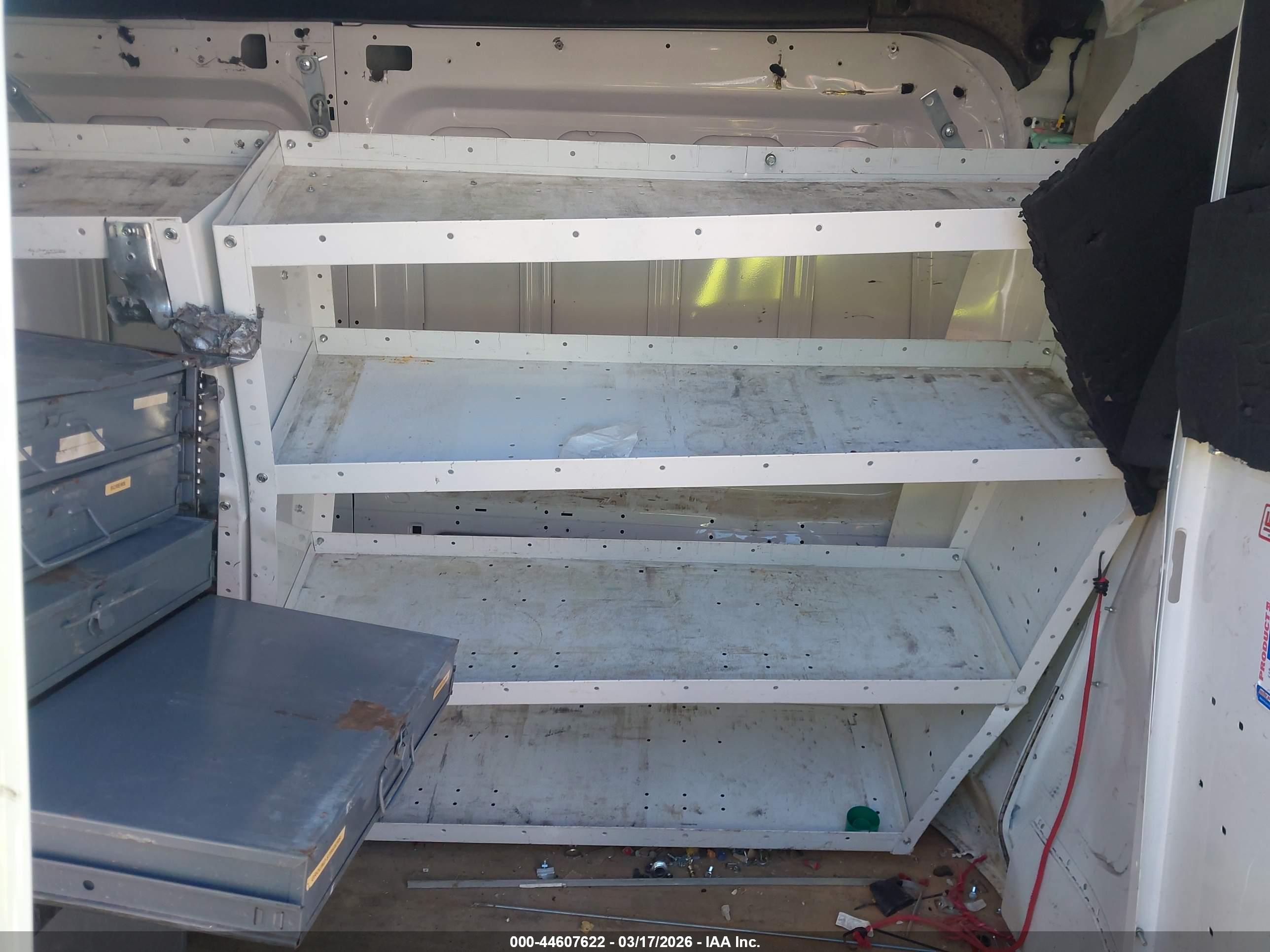 FORD TRANSIT-250 image 8