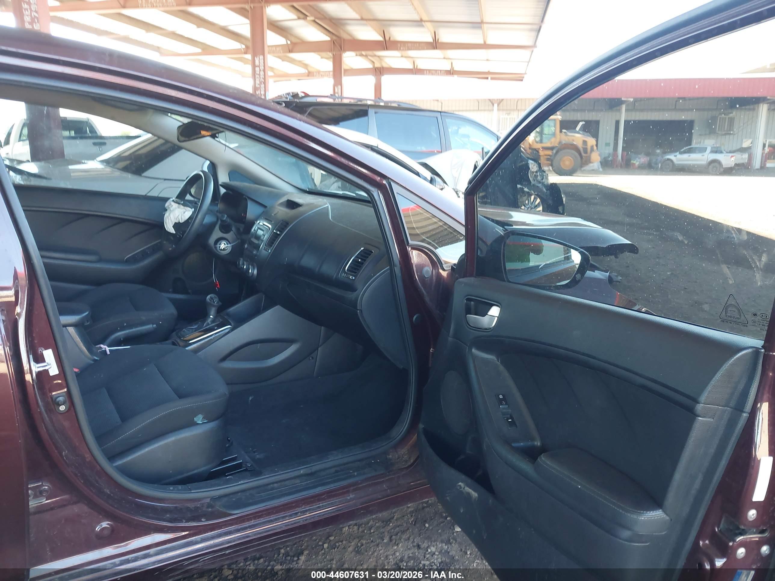 KIA FORTE image 5