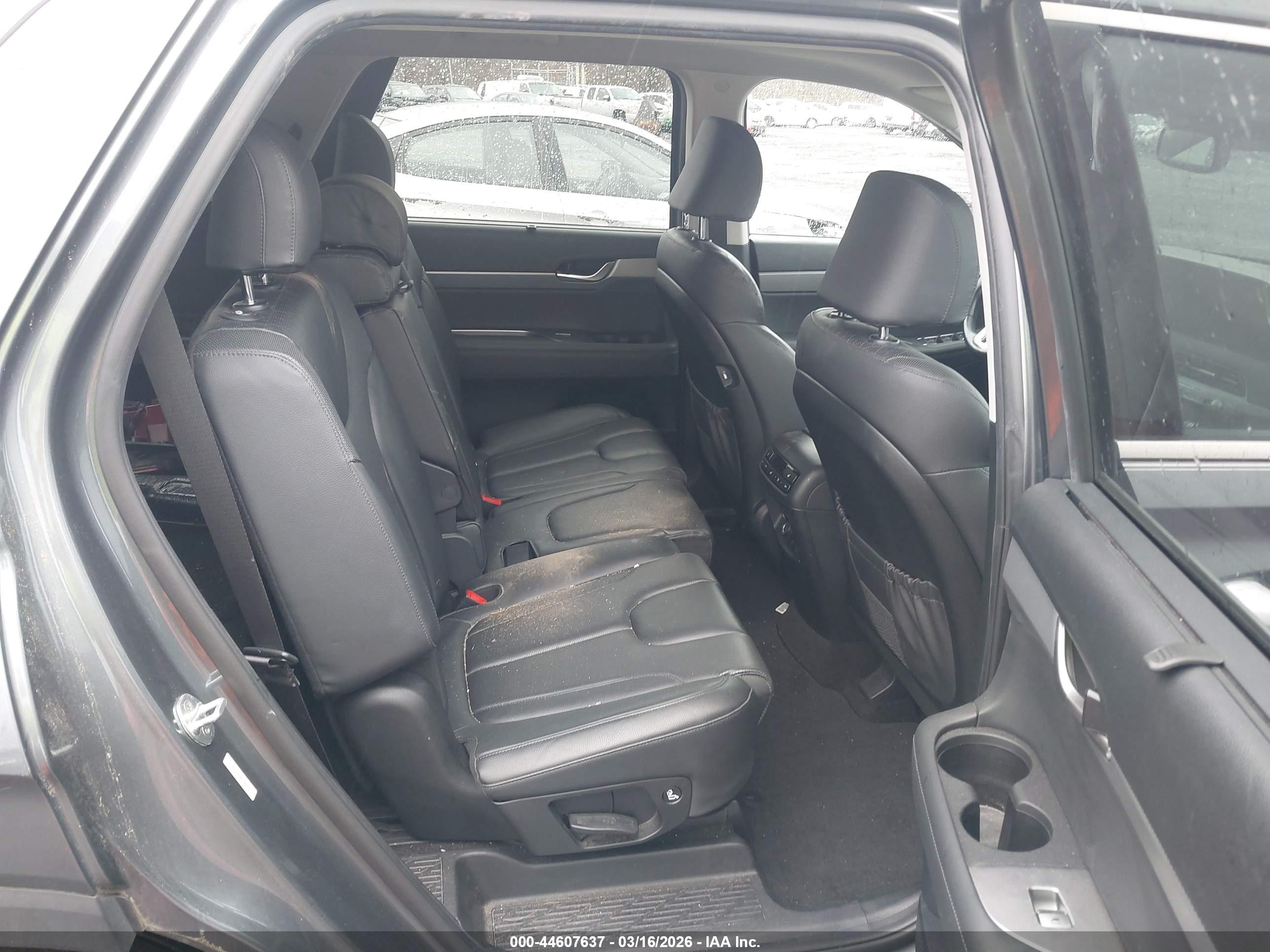 HYUNDAI PALISADE image 8