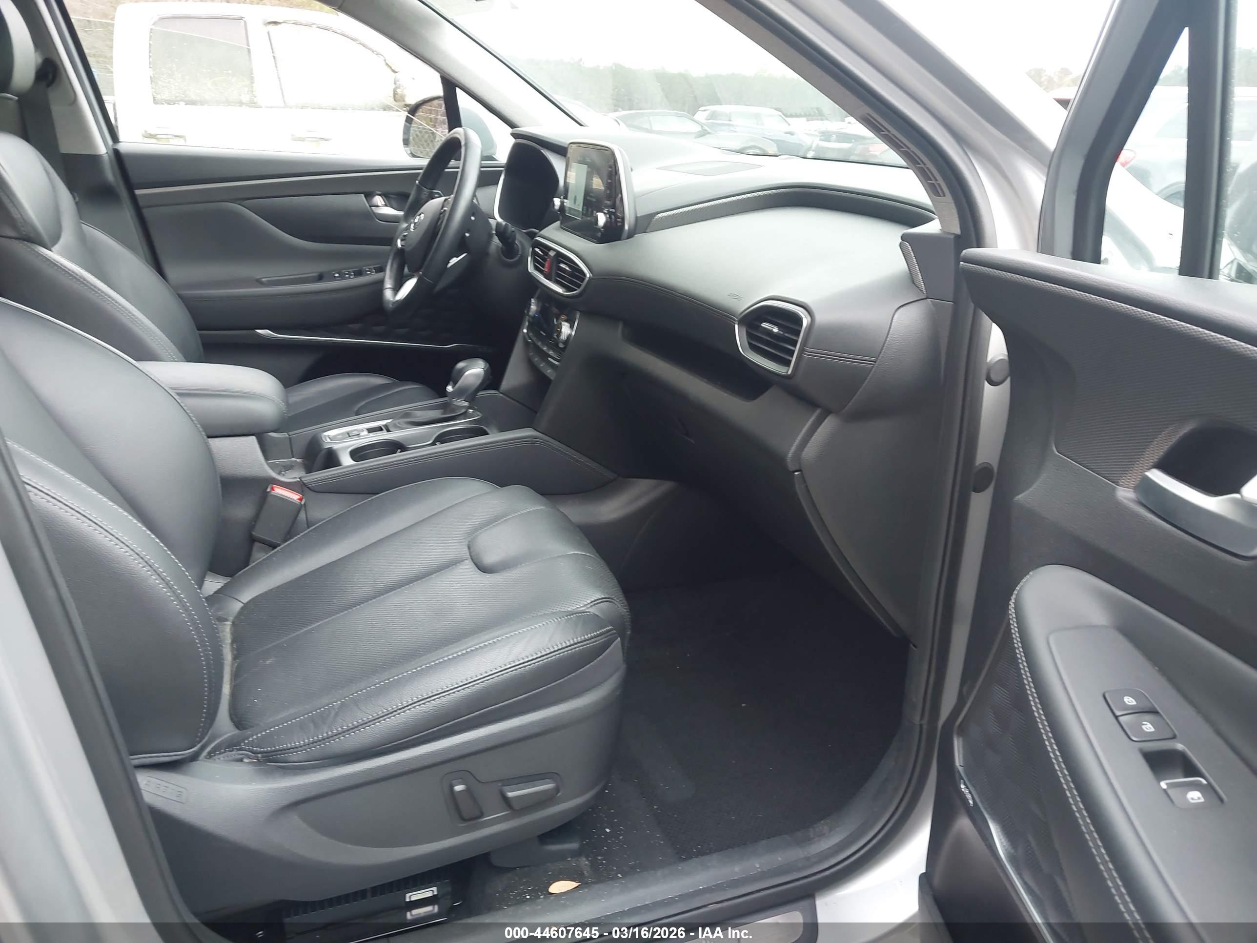 HYUNDAI SANTA image 5