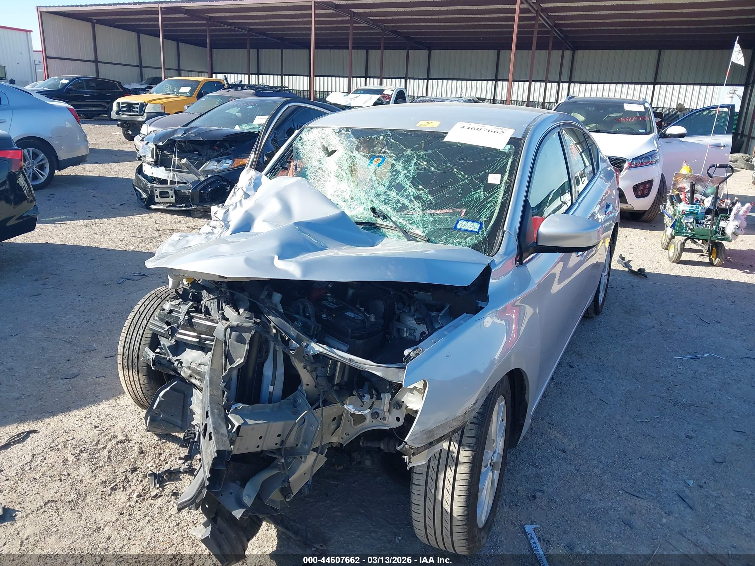 NISSAN SENTRA image 2