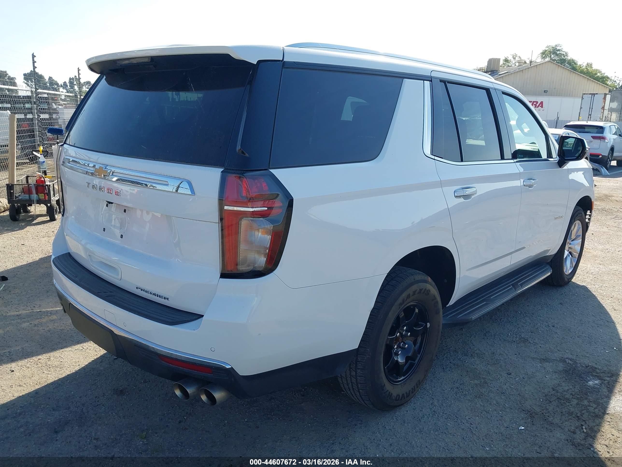 CHEVROLET TAHOE image 4