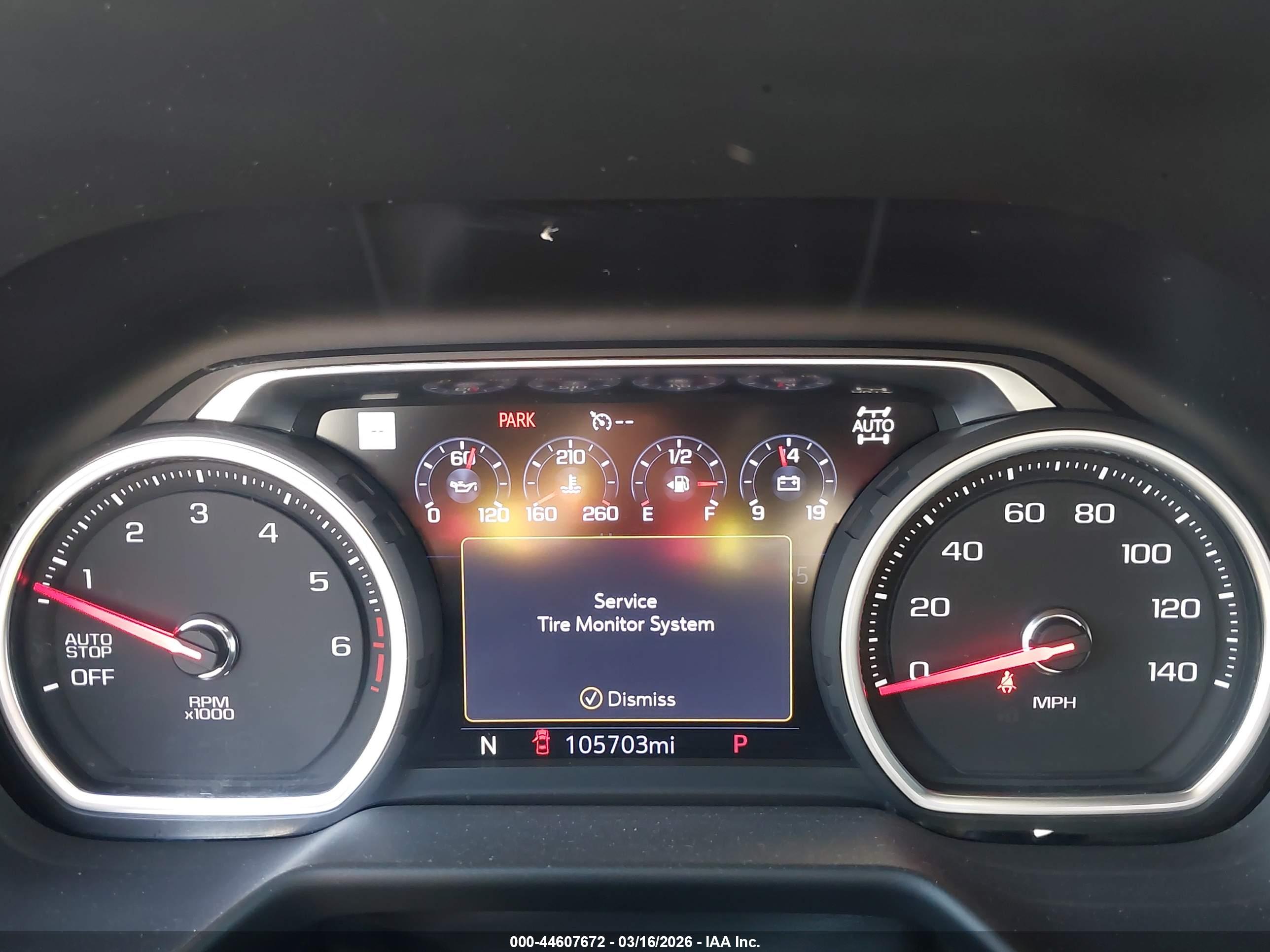 CHEVROLET TAHOE image 7