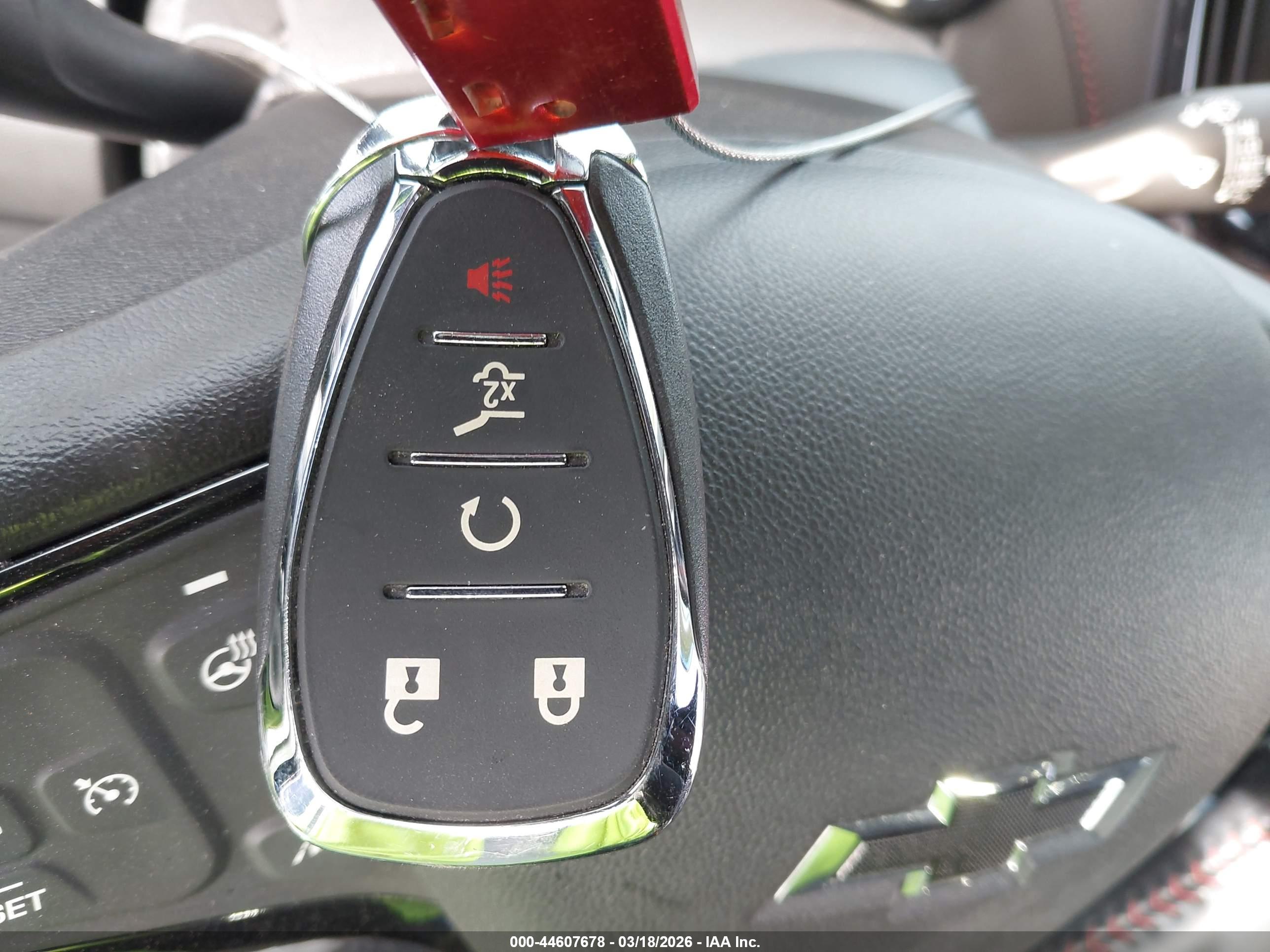 CHEVROLET EQUINOX image 11