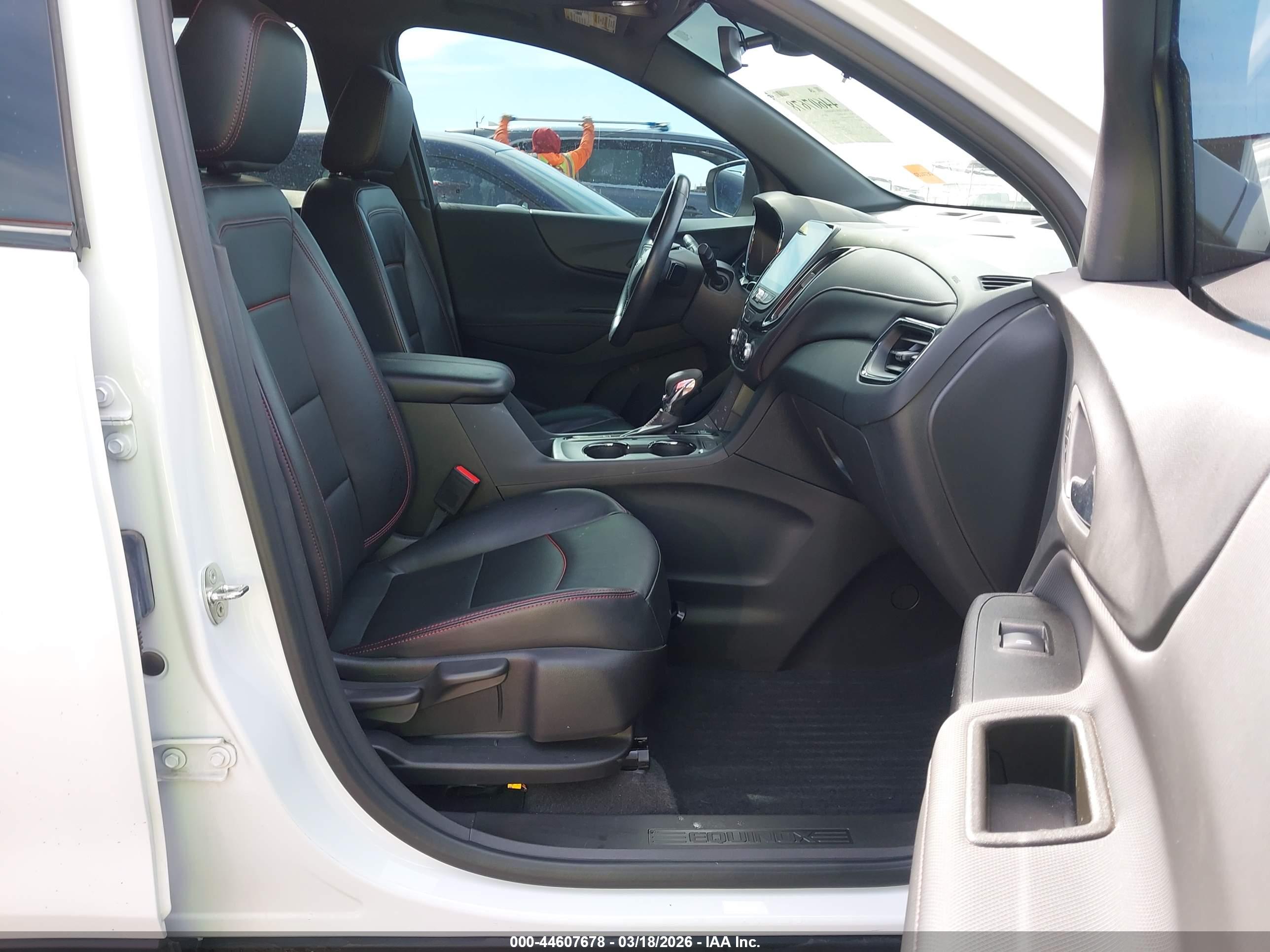 CHEVROLET EQUINOX image 5