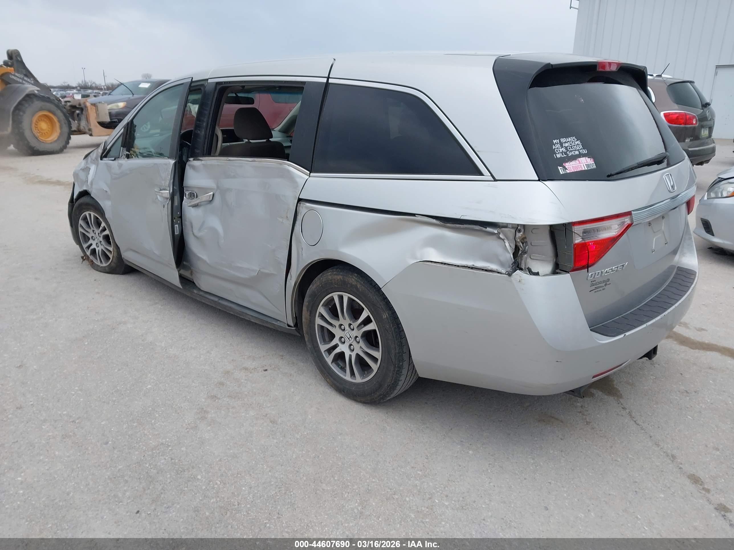 HONDA ODYSSEY image 3