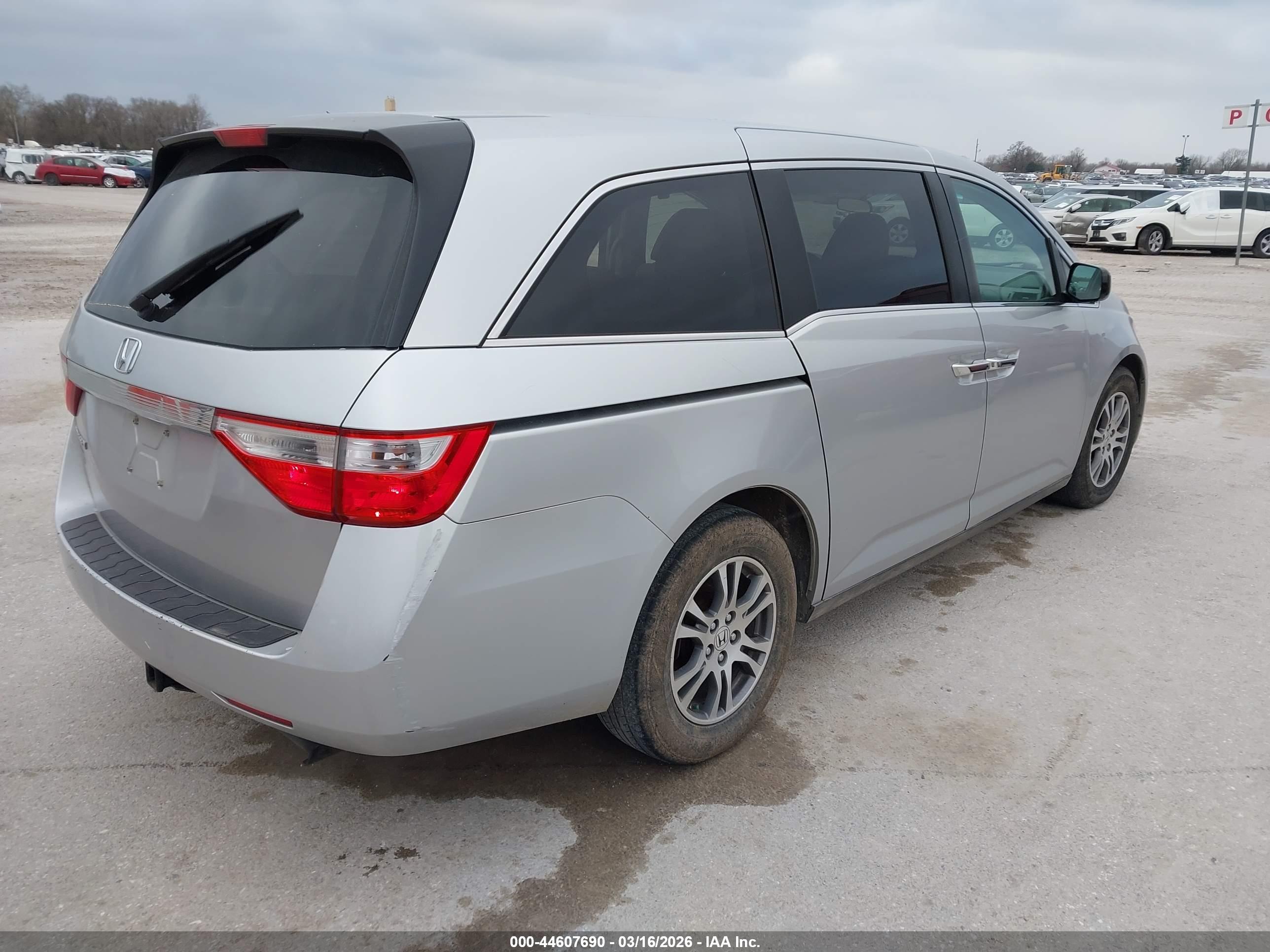 HONDA ODYSSEY image 4