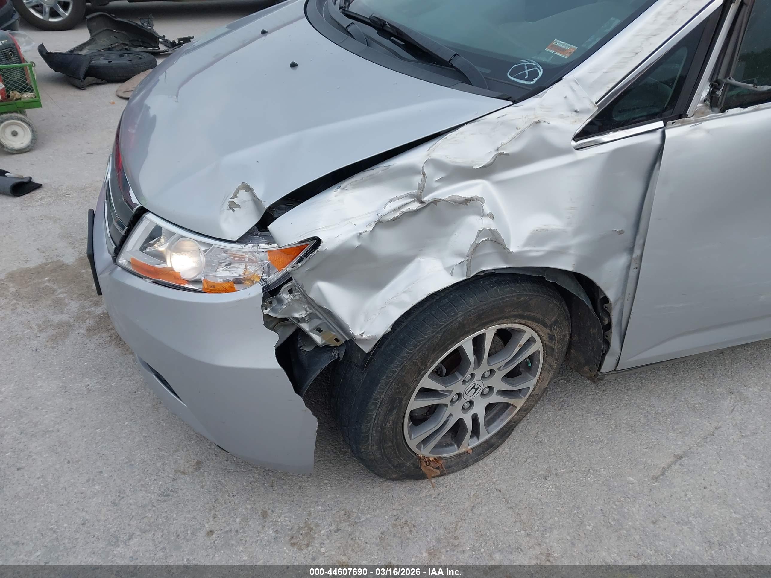HONDA ODYSSEY image 6