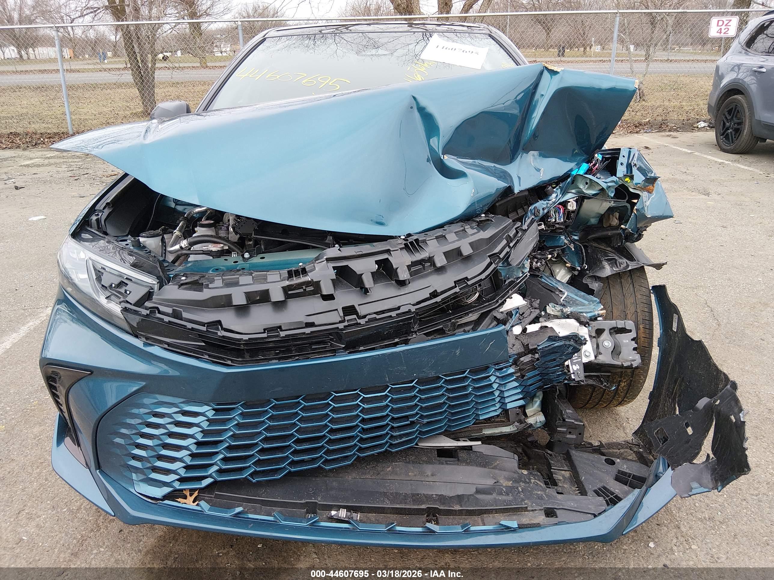 TOYOTA CAMRY image 6