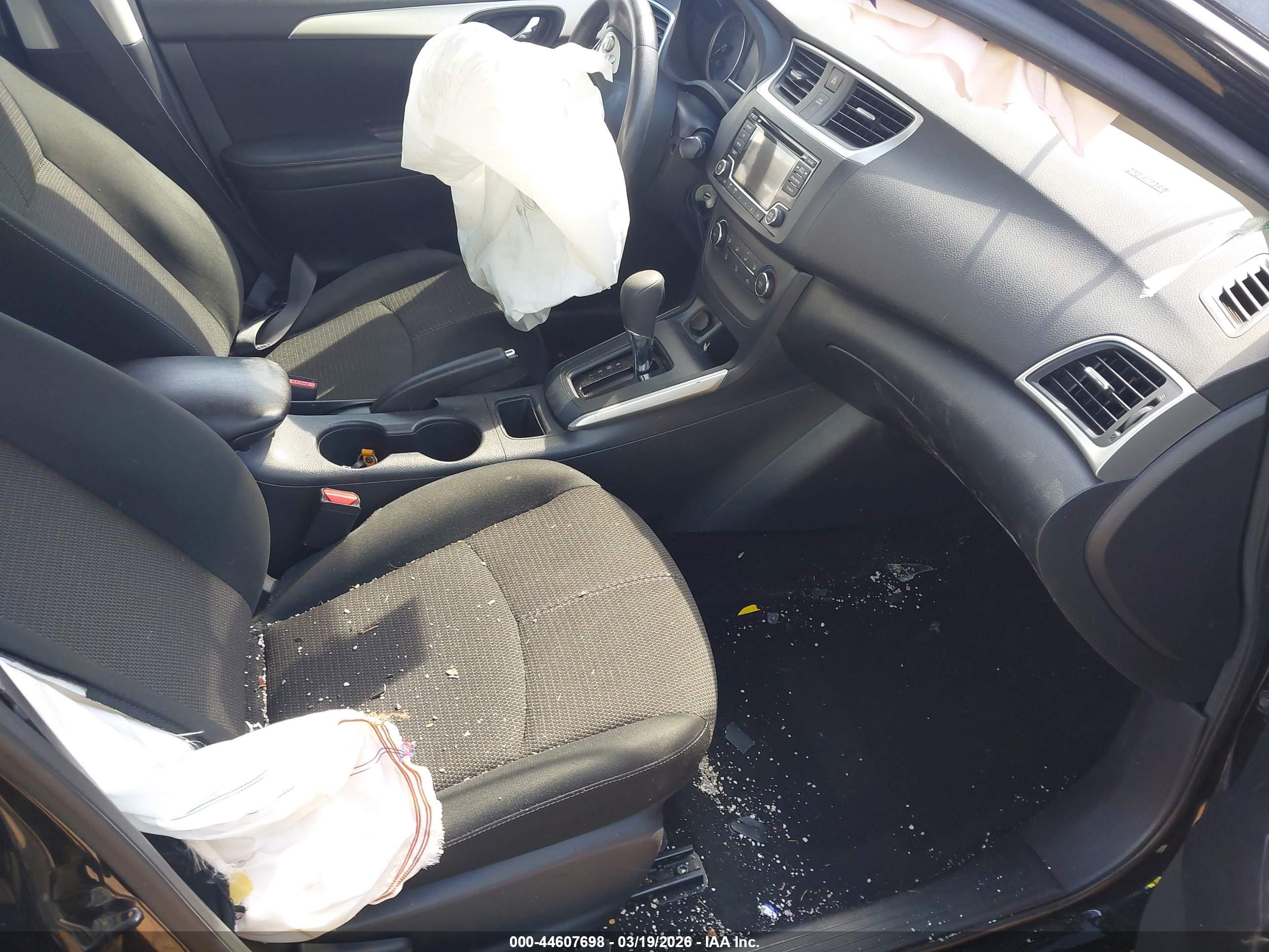 NISSAN SENTRA image 5