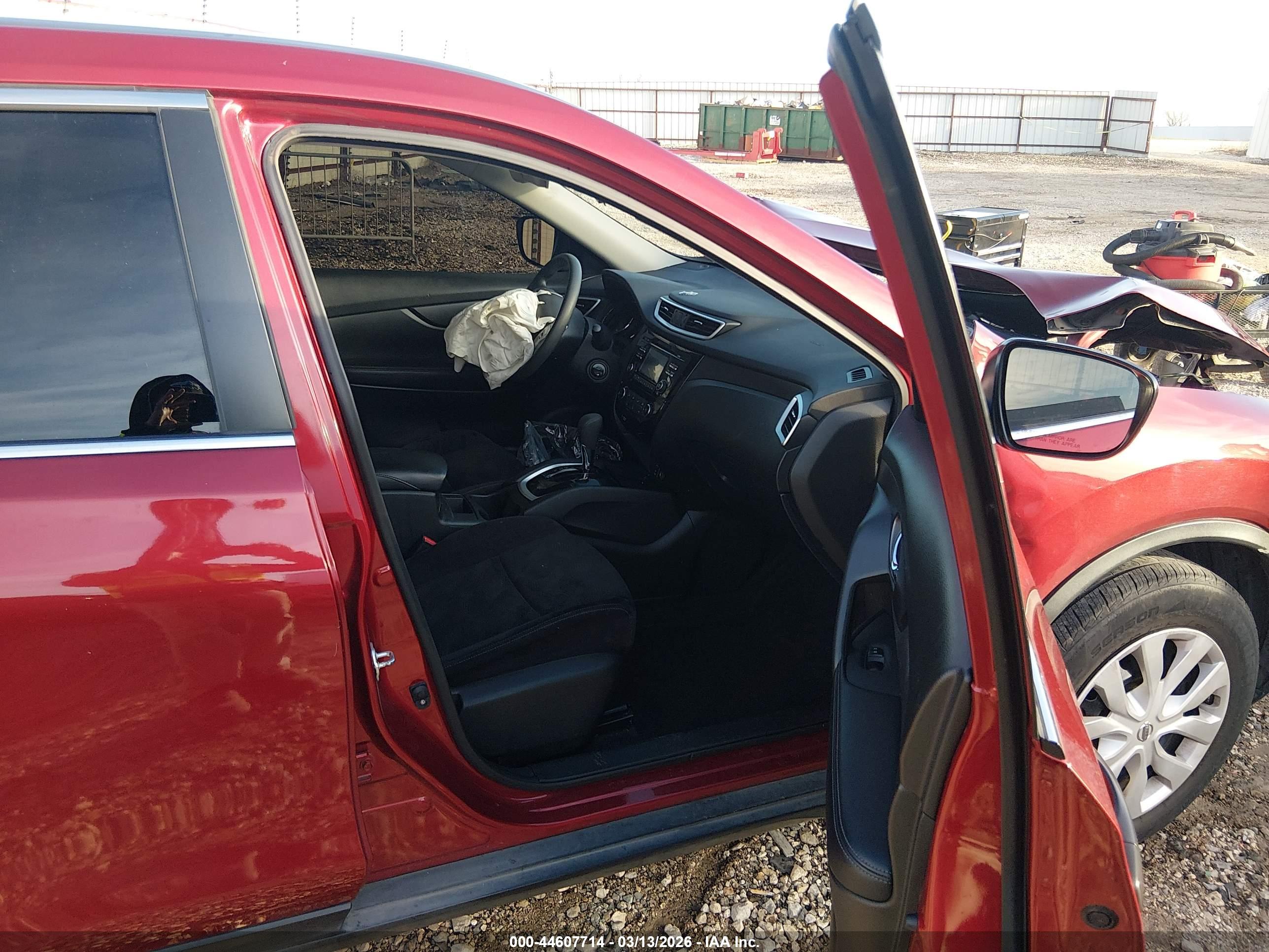 NISSAN ROGUE image 5