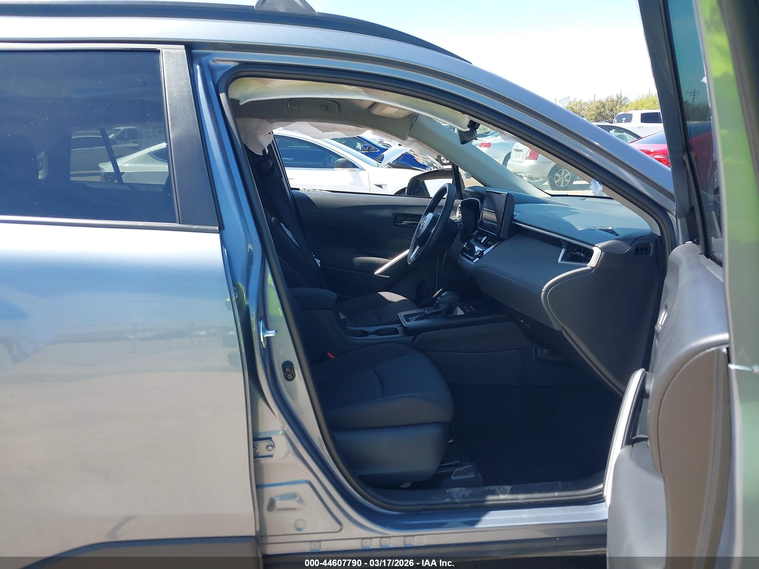 TOYOTA COROLLA image 5