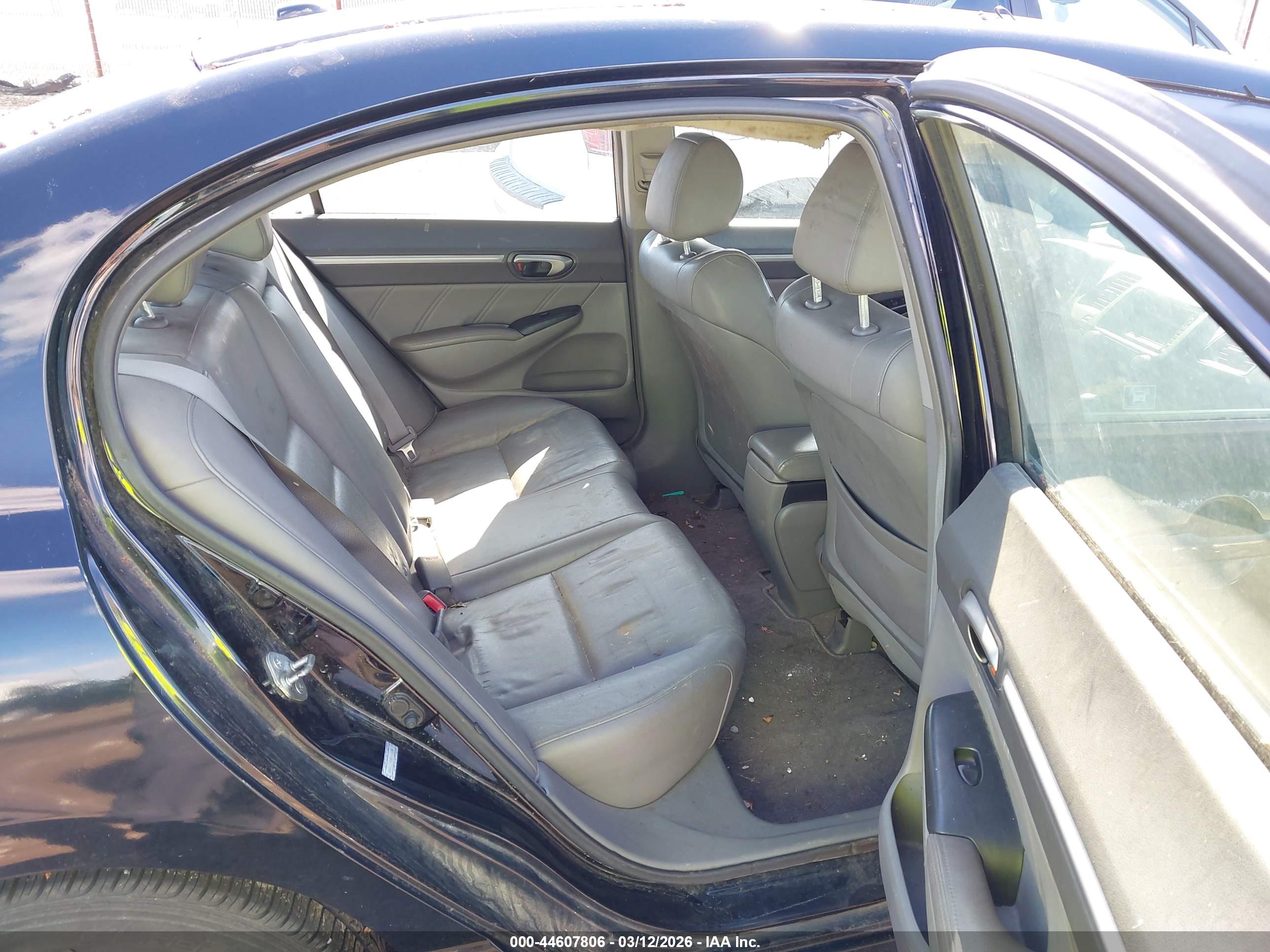 HONDA CIVIC image 8