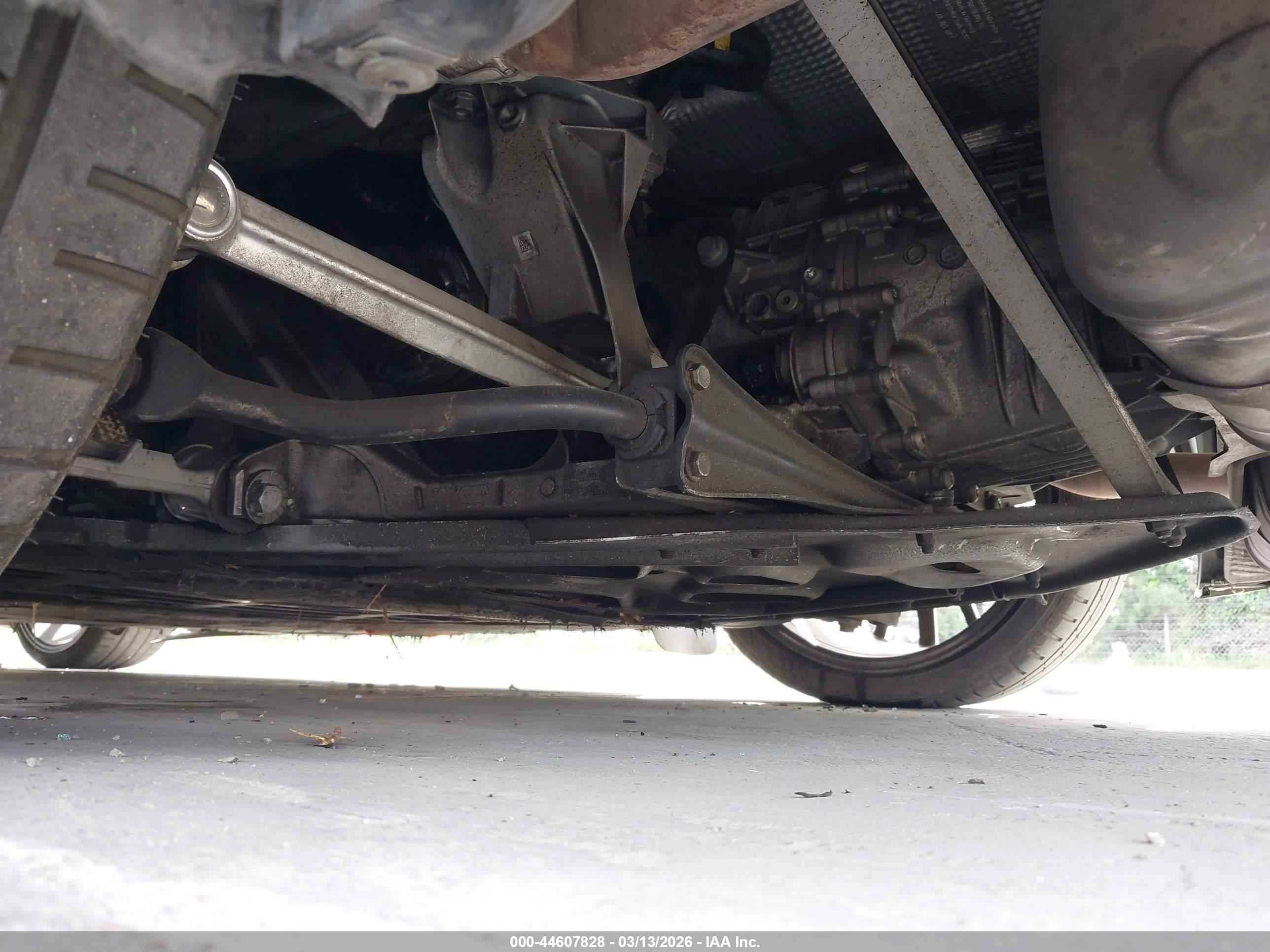 PORSCHE 718 image 10