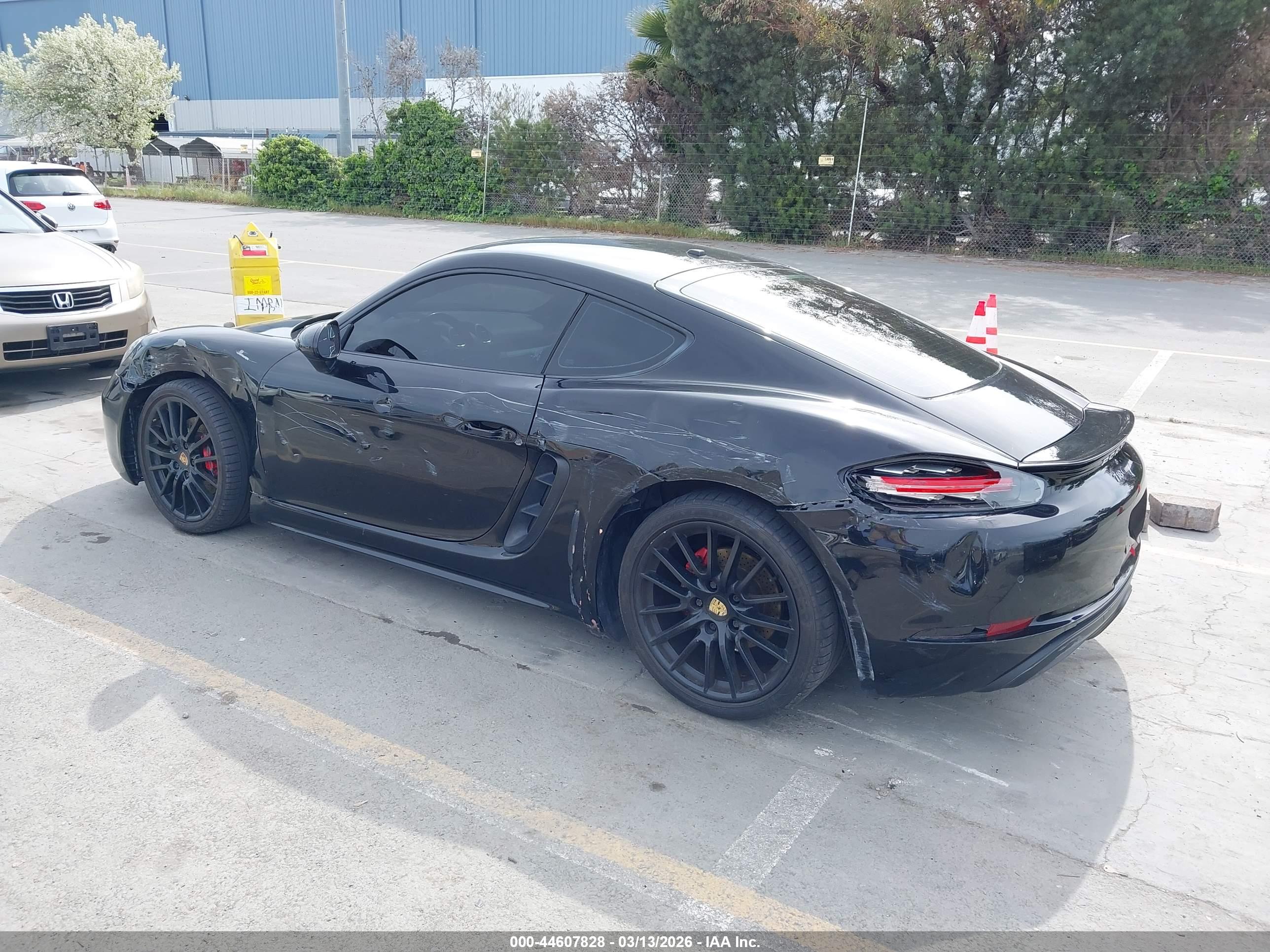 PORSCHE 718 image 3