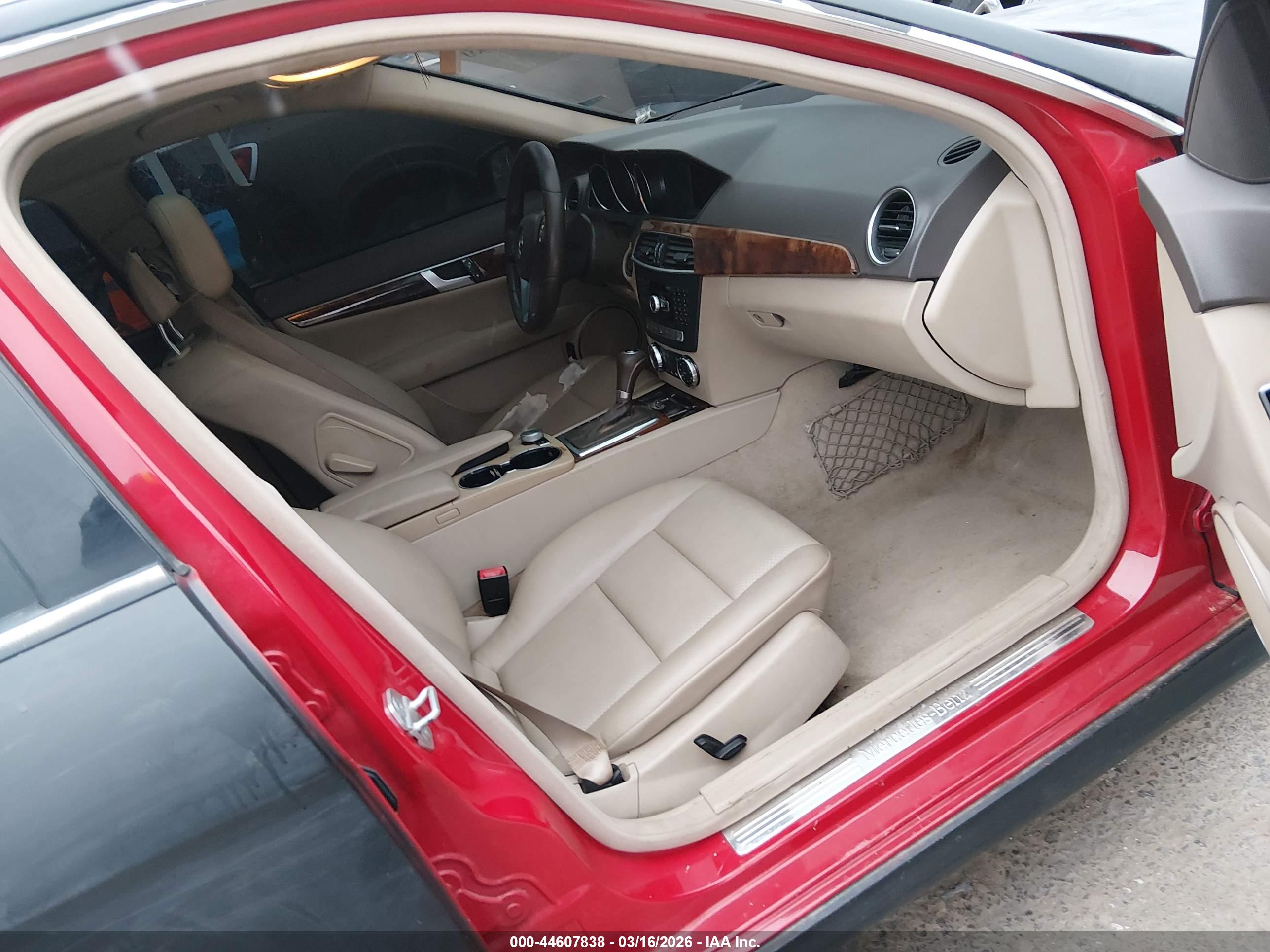 MERCEDES-BENZ C image 5