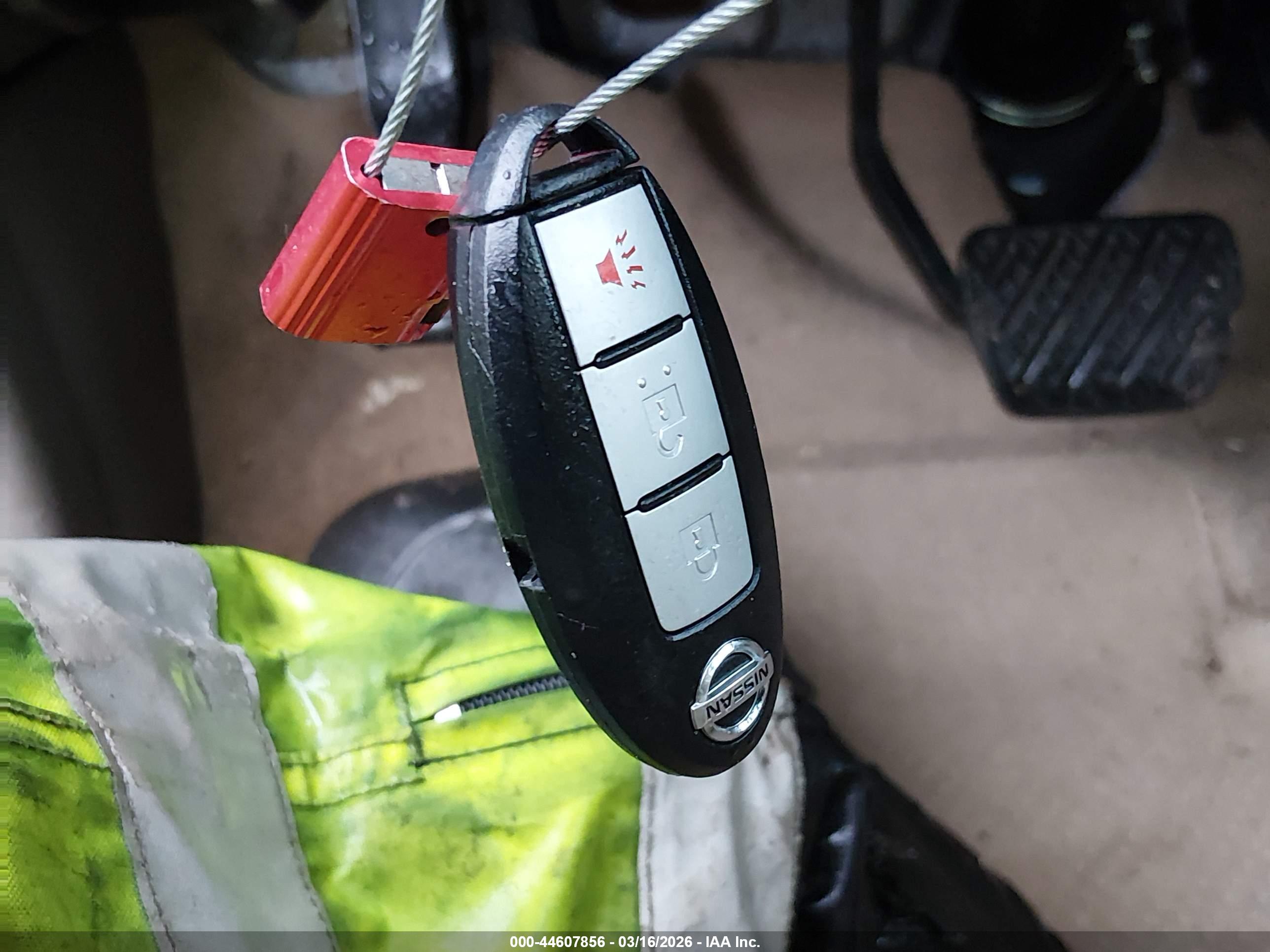 NISSAN MURANO image 11